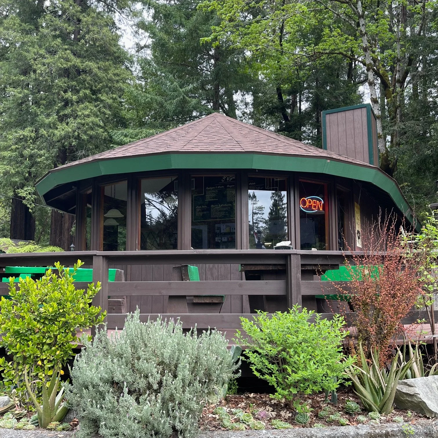Chimney Tree Grill
