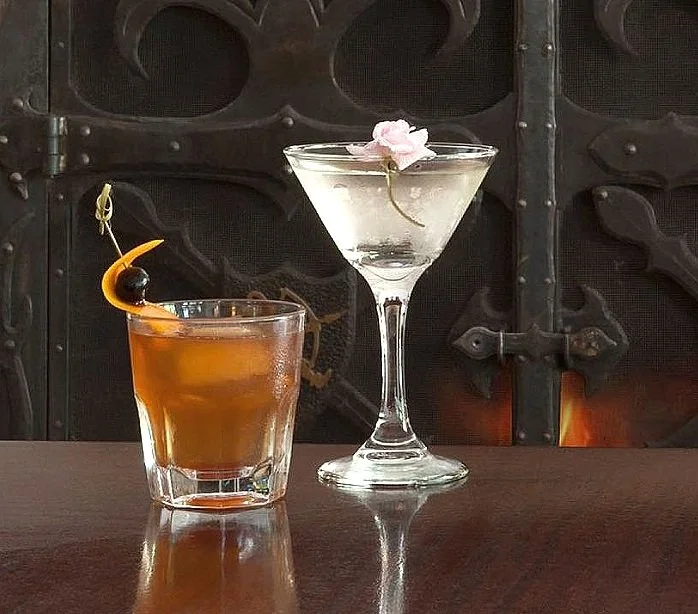 Benbow Historic Inn Bar &amp; Lounge