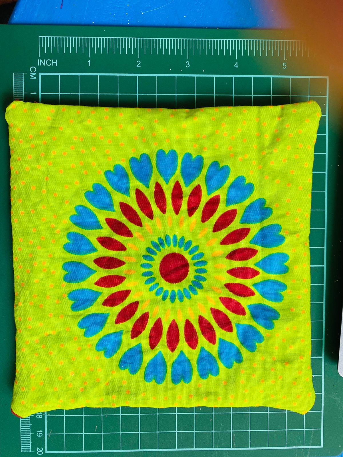 Deidra's Pinwheel Quilted Mug Rug (back)