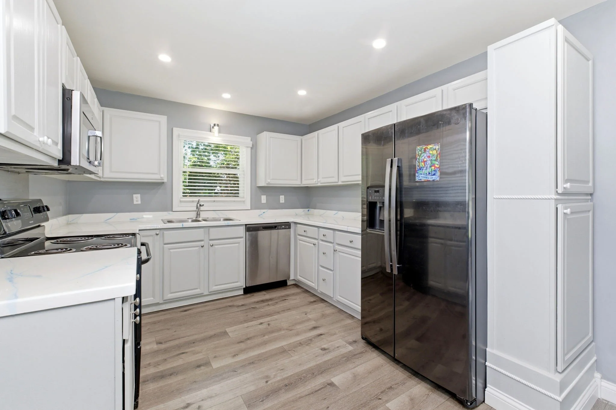 110 Woodlawn Ave-17.jpg