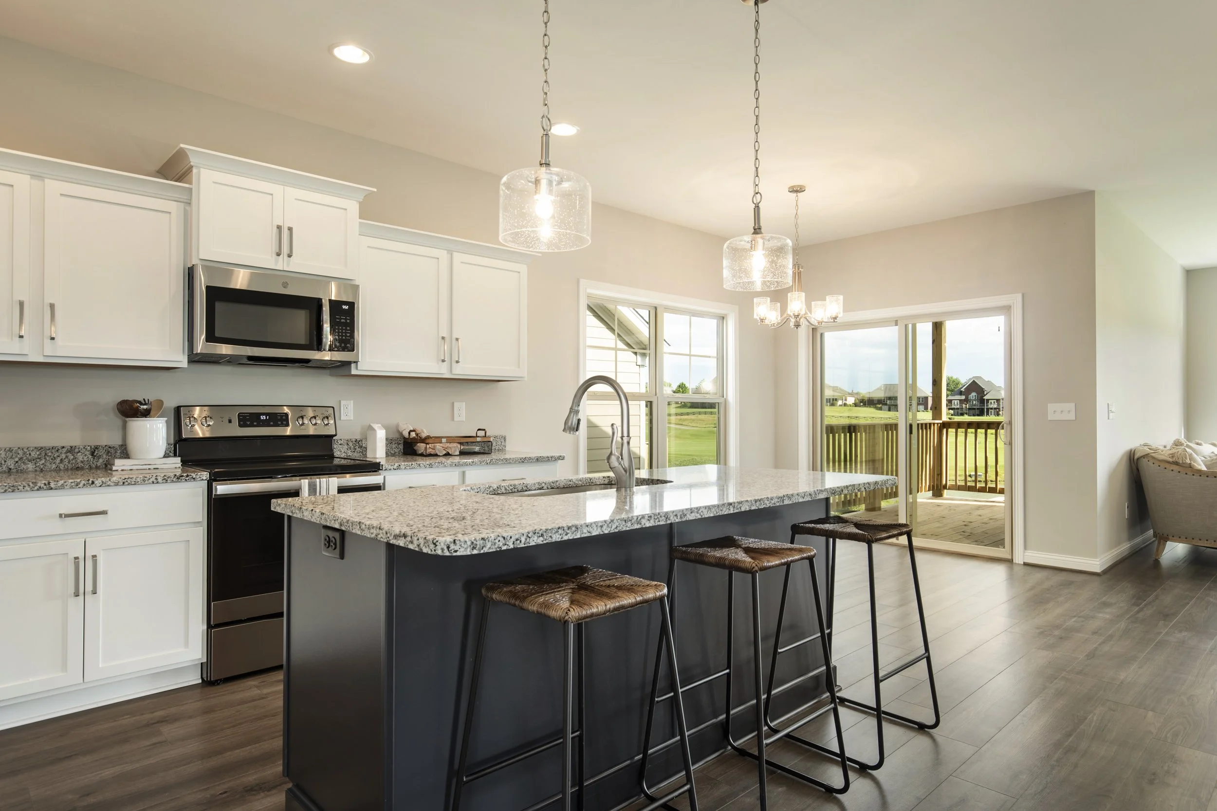 8-kitchen and dining - Copy.jpg