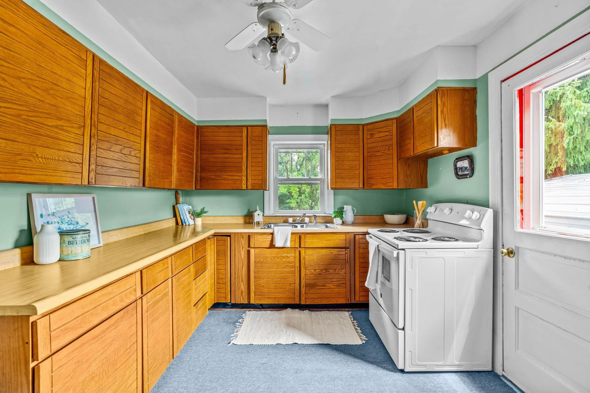 519 N 4th Ave (7 of 48).jpg