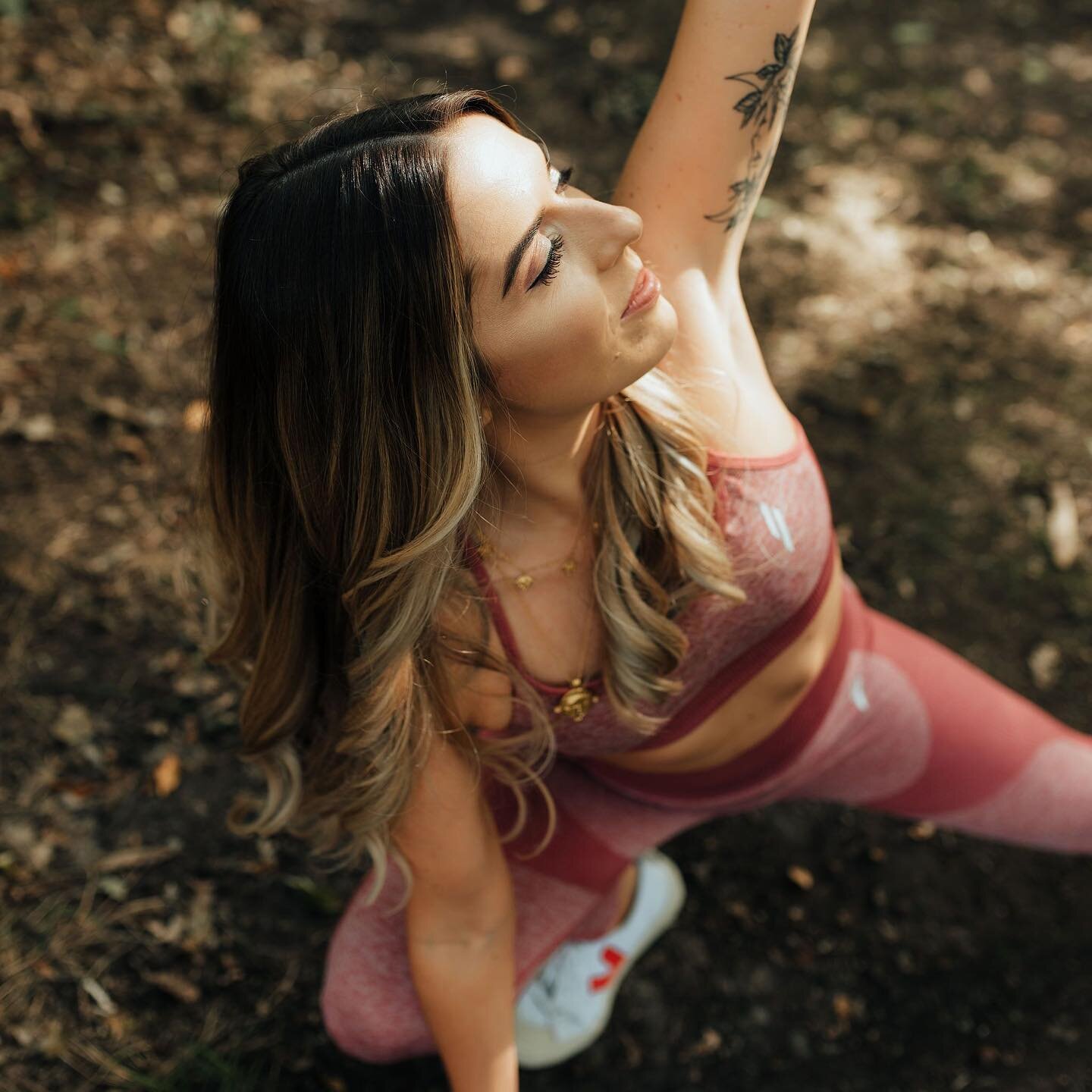 Why I choose to work three jobs👇🏼

⚡️I split my time between being a Talent Acquisition Director for tech start ups, a Career Coach and a Yoga Teacher. I don&rsquo;t want to give up any of these to pursue one avenue - I love the variety 🤹🏻&zwj;♀️