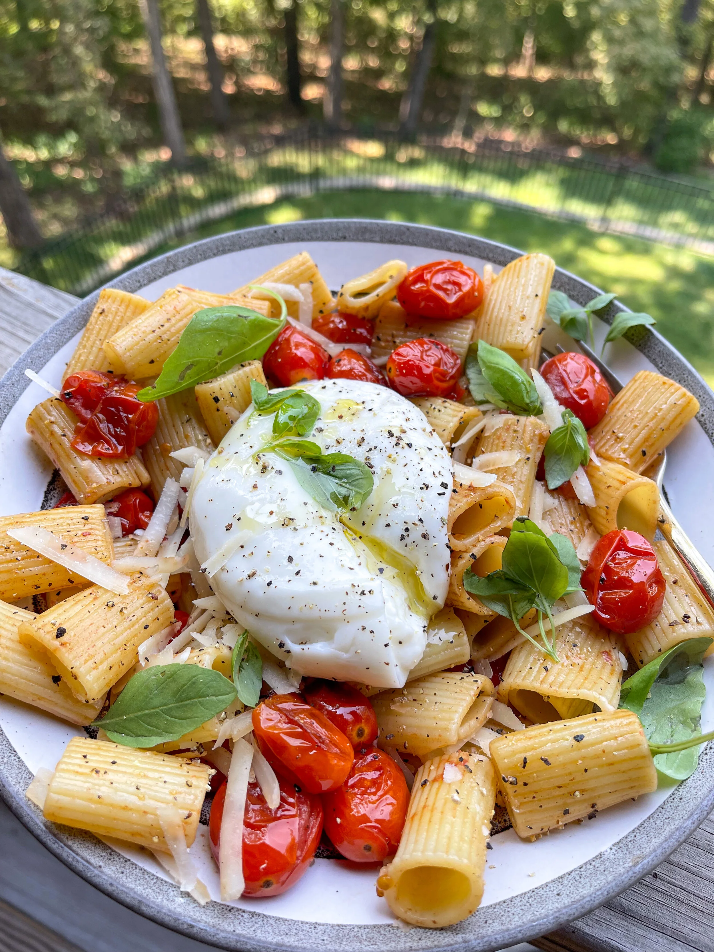RIGATONI WITH BURRATA AND BURST TOMATOES
