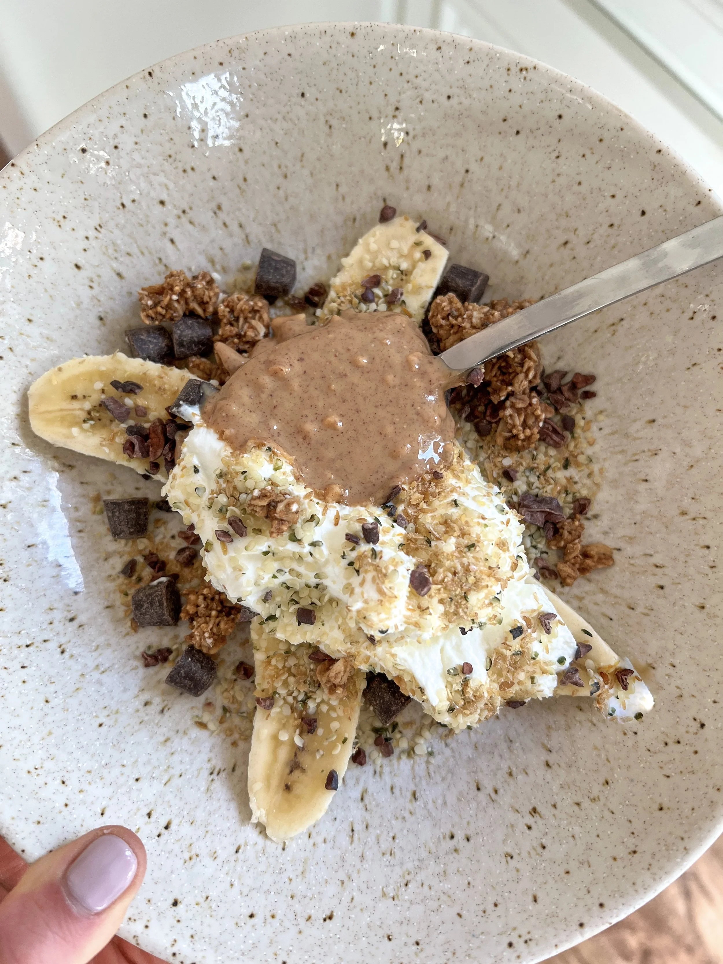 SUPERFOOD BANANA SPLIT YOGURT BOWL