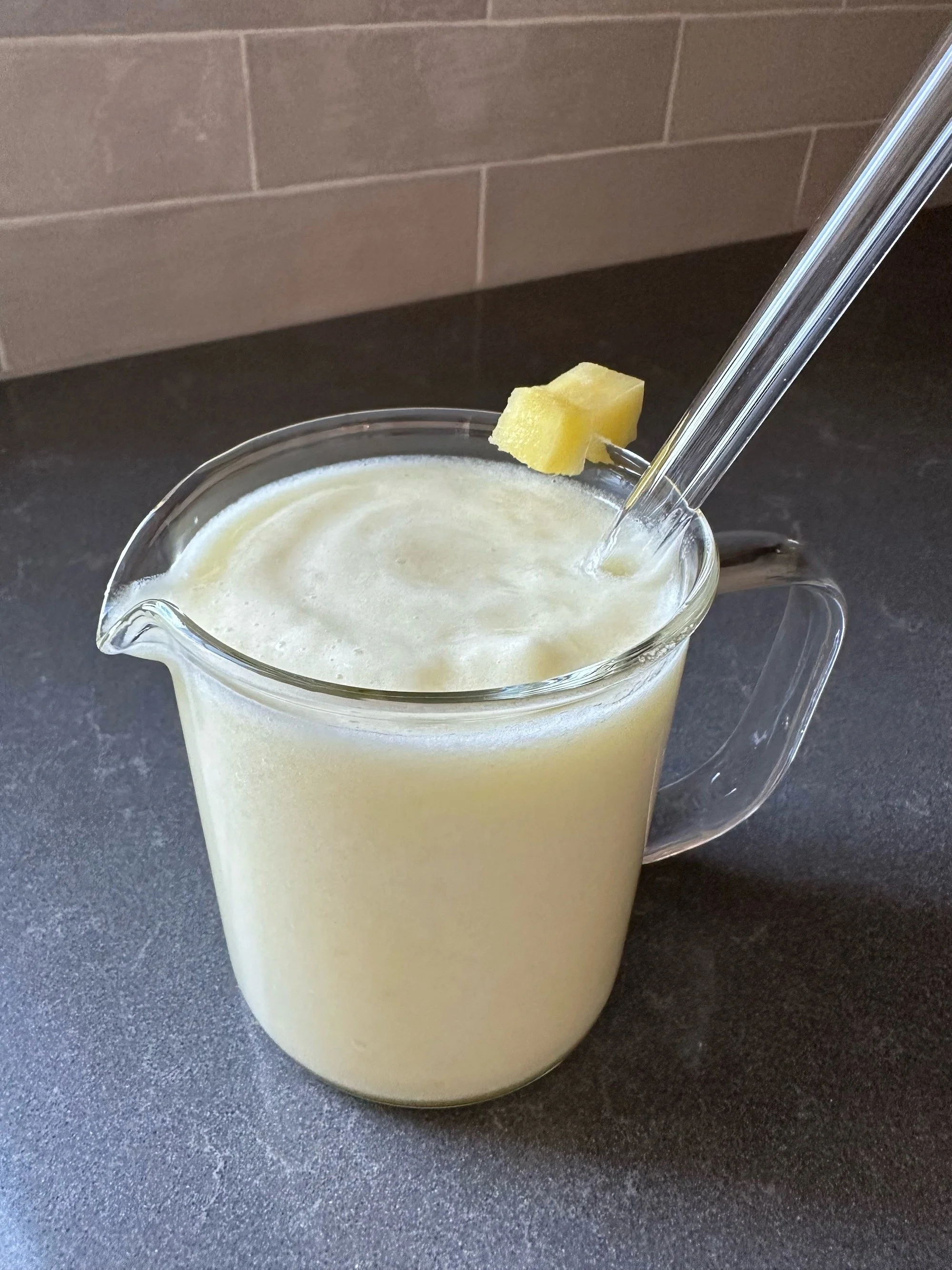REFRESHING PINEAPPLE MELON TROPICAL SMOOTHIE