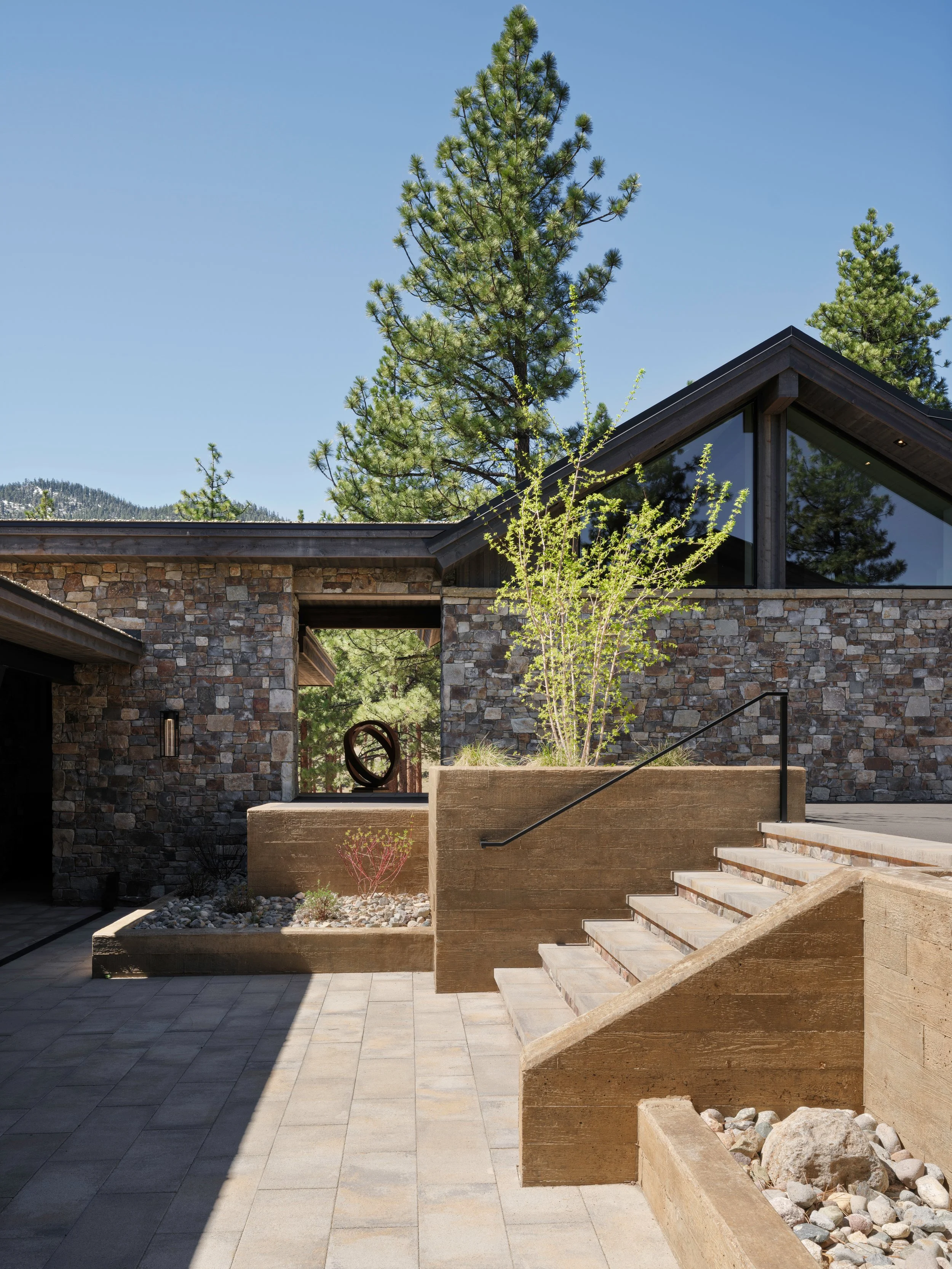 Courtyard Exterior 2.jpg