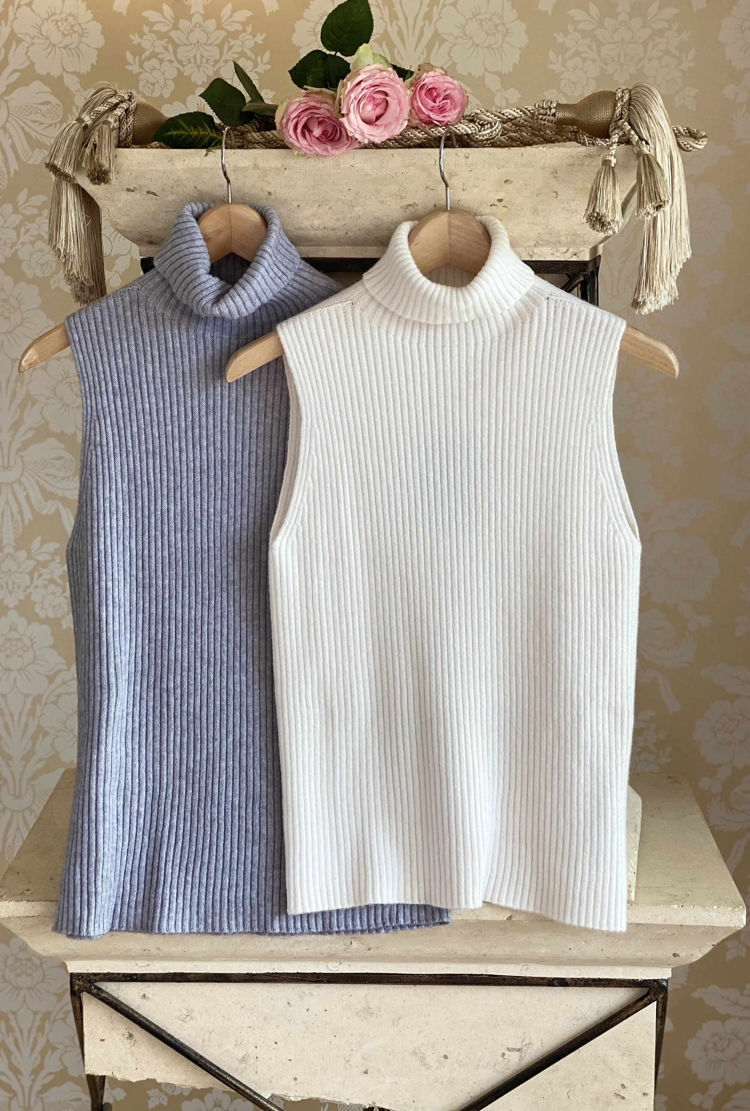 Rolled Neck Knitted Vest