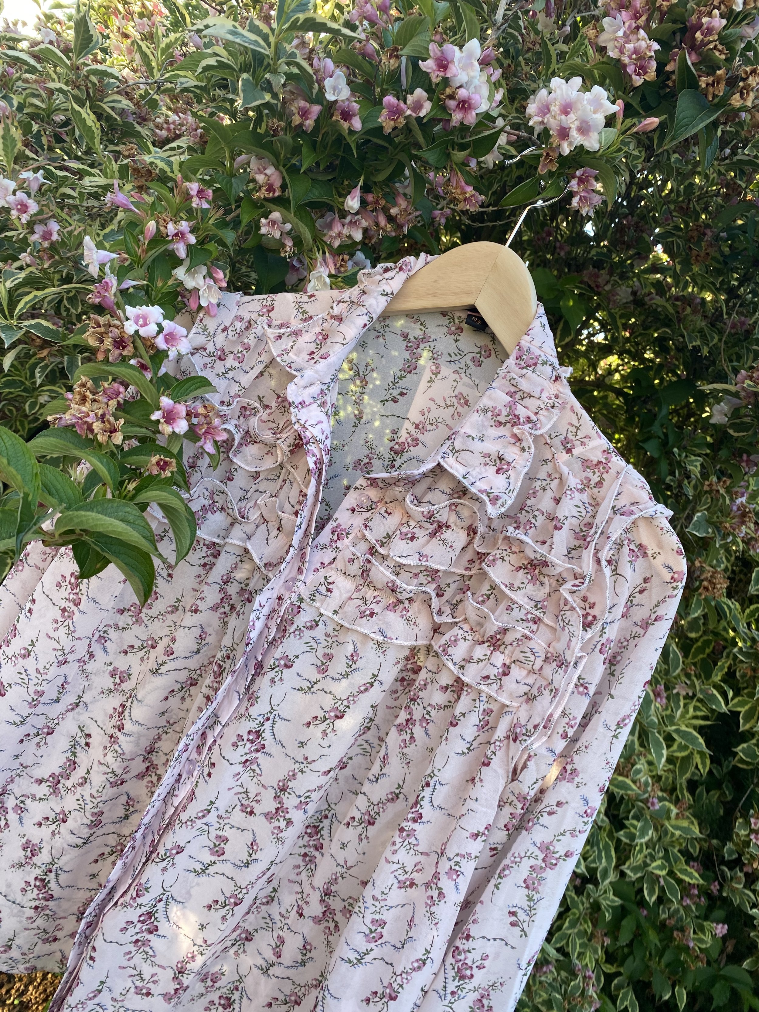 Floral Print Ruffle Blouse