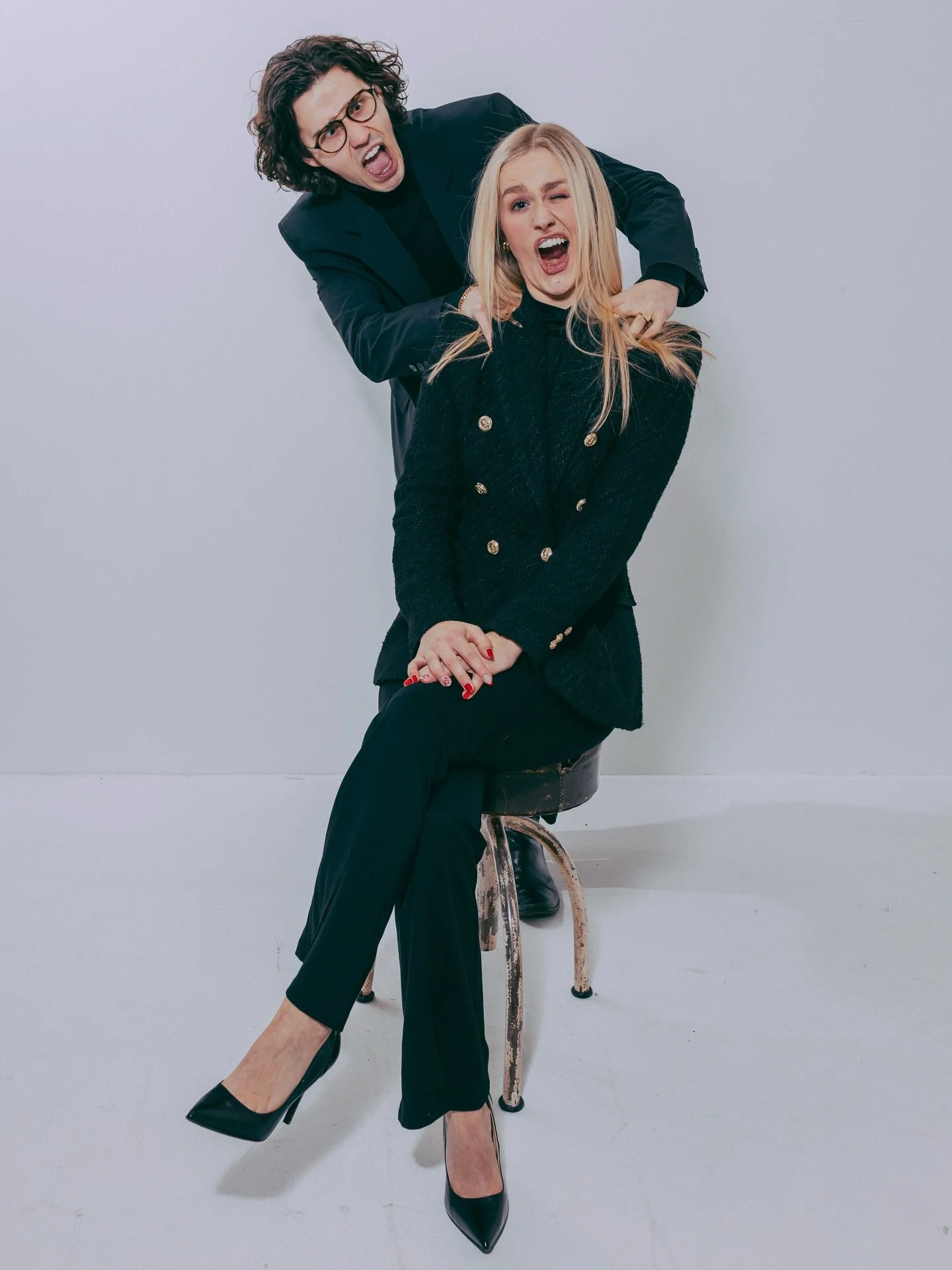 Weeeeee did it again! 👨🏻&zwj;🍳👩🏼&zwj;🍳
Sherman Slippers is #27 in the Ruhrcharts 🎈🎈
Thanks for your support! 🧡
Can we go even higher next week? 
Vote now! Link in bio x 

📸 @schkolny