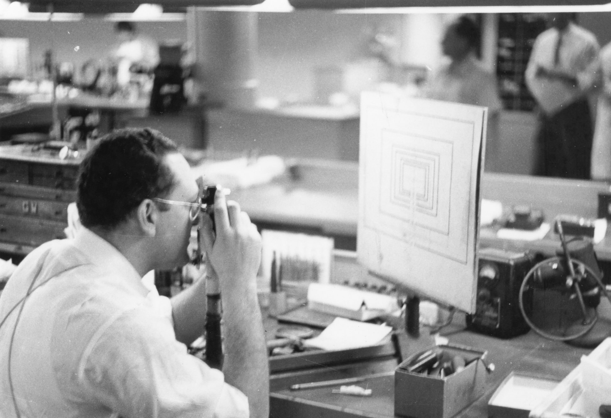  “22 year old, Norman Goldberg-first authorized Leica Repair Shop outside of Leitz, N.Y., Took these 3 photos while training at Leitz, N.Y. on the new Leica M3 camera. 1954.” ©dagcamera.com 