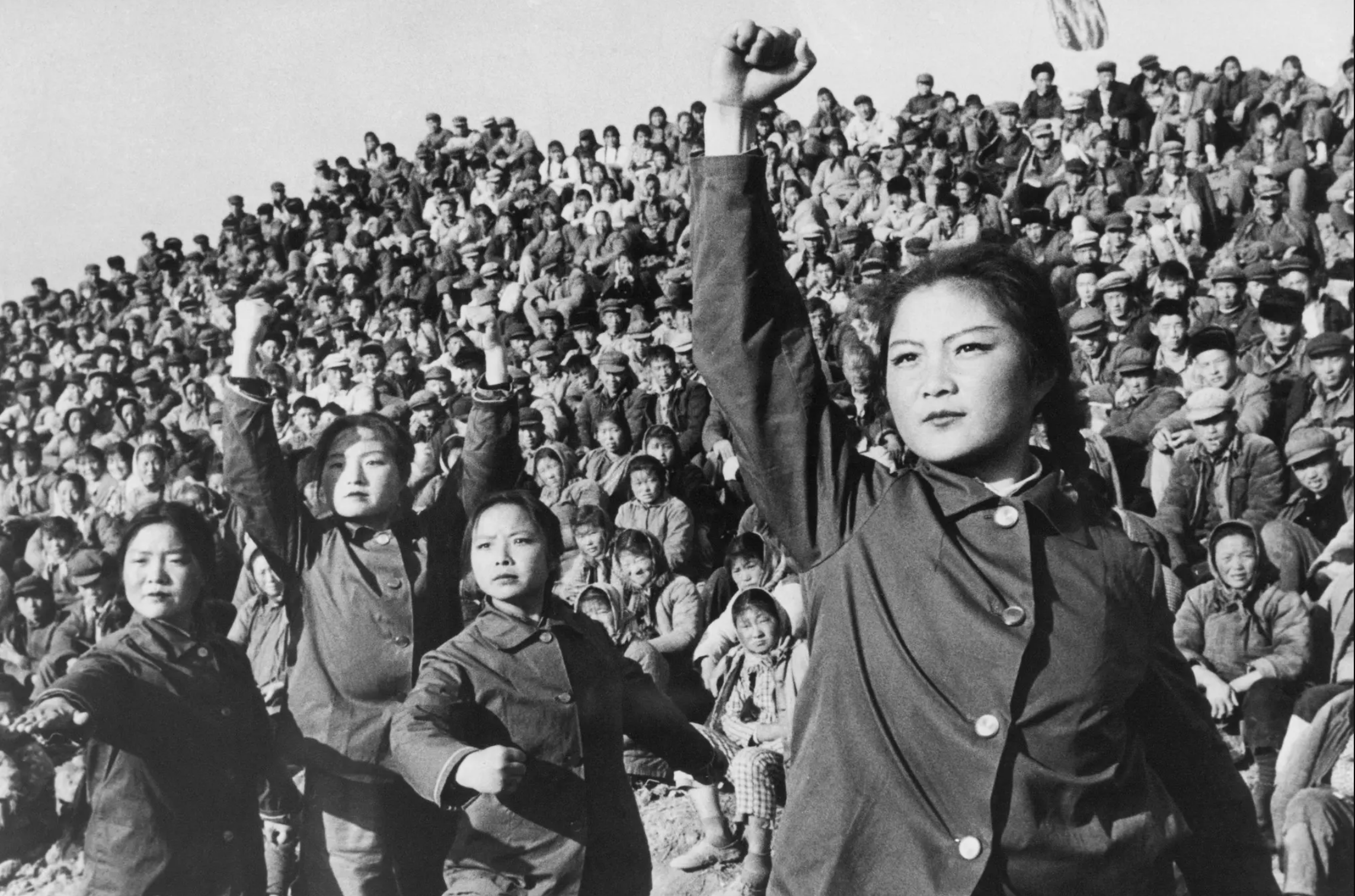    Members of a commune in Jiangsu Province taking part in a rally in 1974 criticizing the philosopher Confucius ©Bettmann via Getty Images   