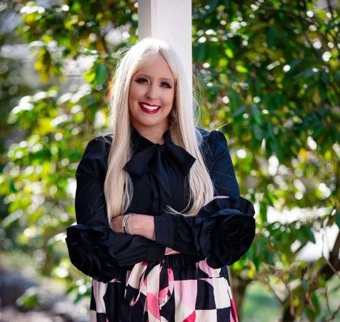 Traditional Leadership is Outdated. Three Ways to Become a More Service-Centered leader