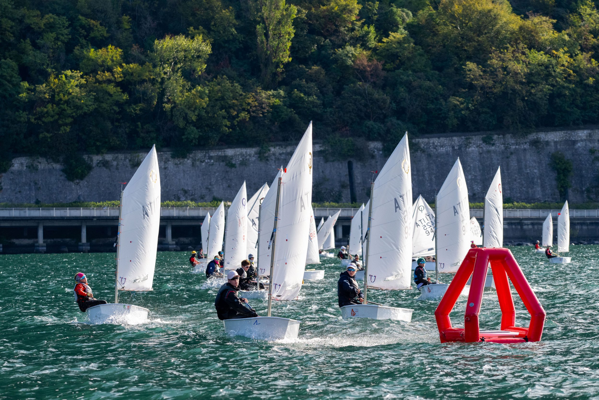 01 - Regata 01.jpg