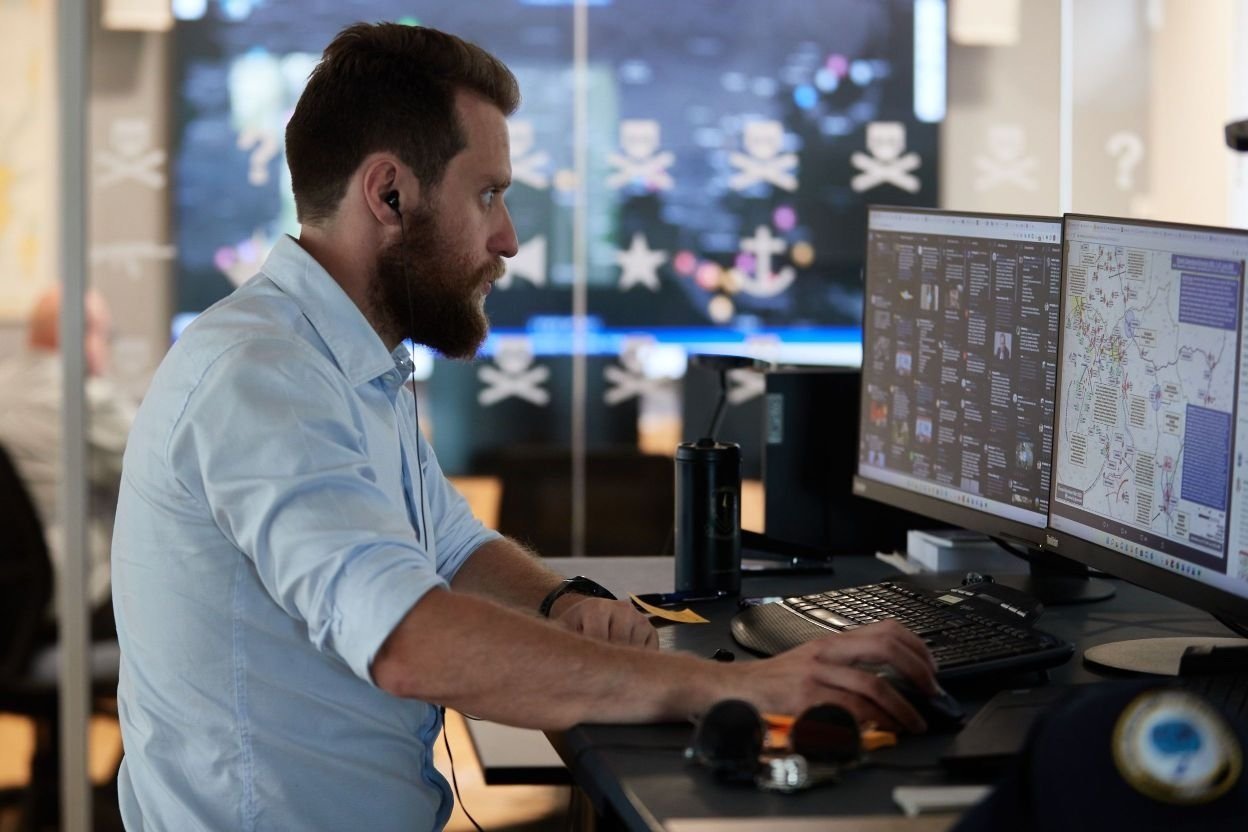 Risk Intelligence Strategy 2025 | Highlights and download