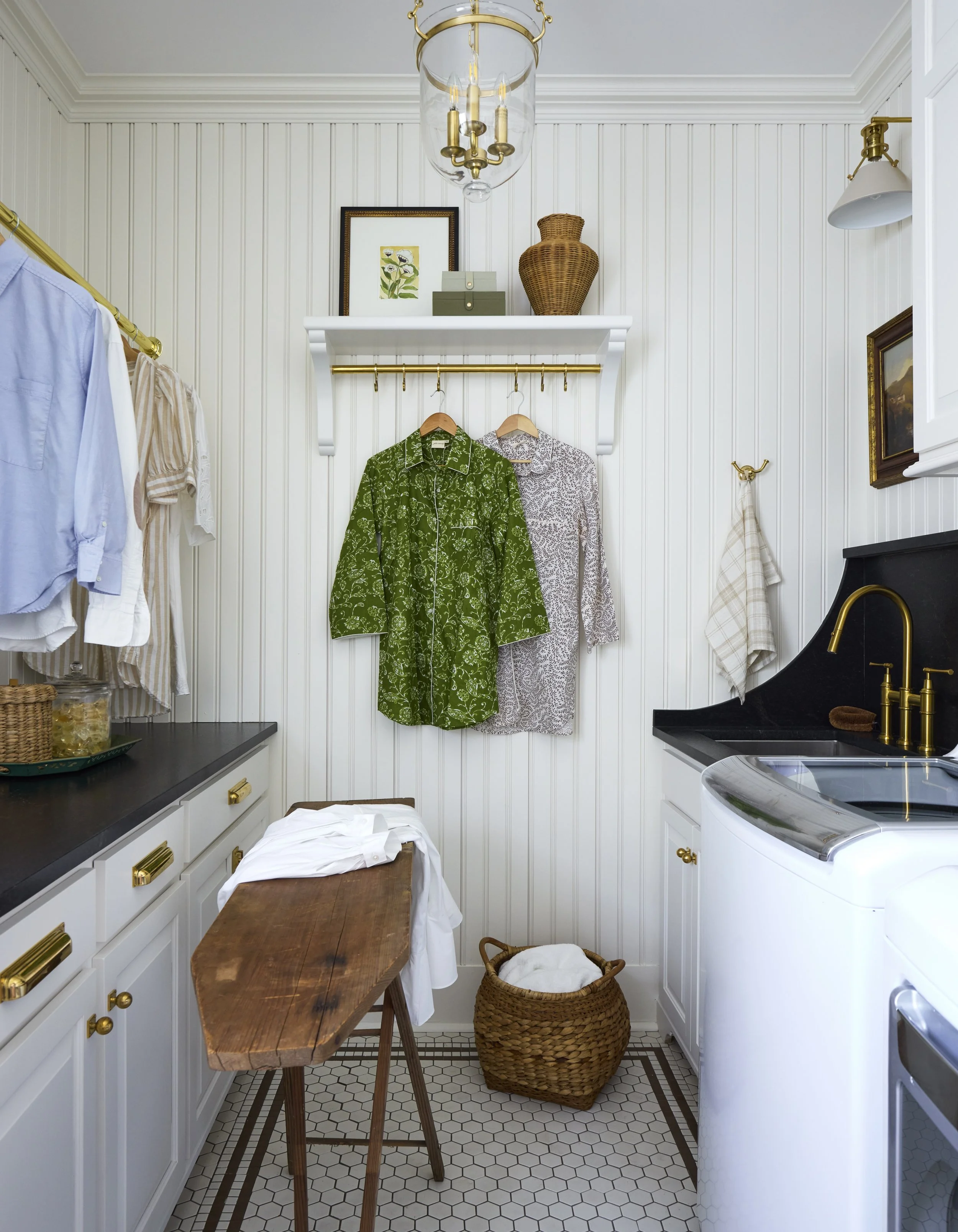 22_Ashley Hanley_Home Sweet Raleigh_Laundry Room.jpeg
