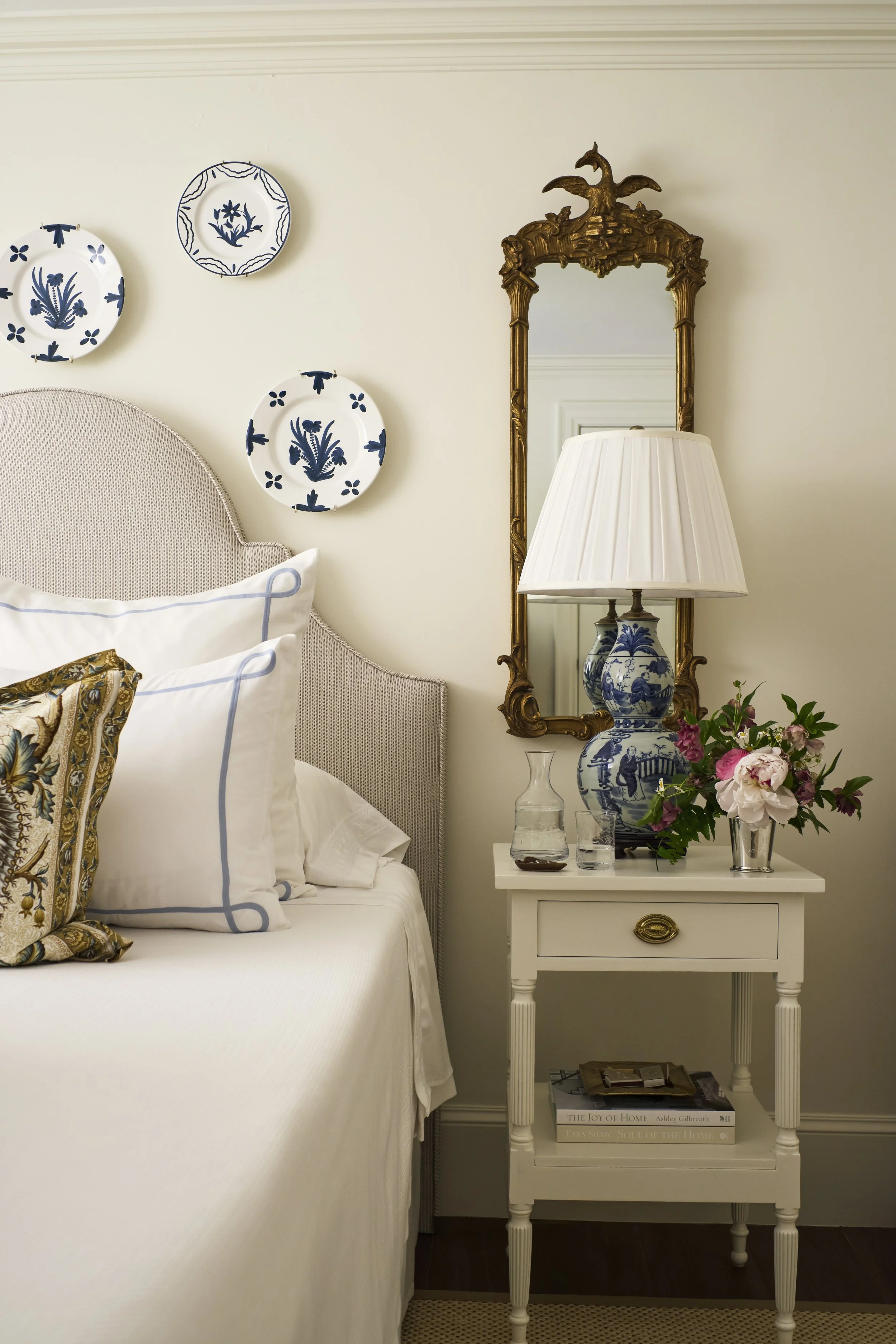 38_Ashley Hanley Home Sweet Raleigh Guest Bedroom Detail.jpeg