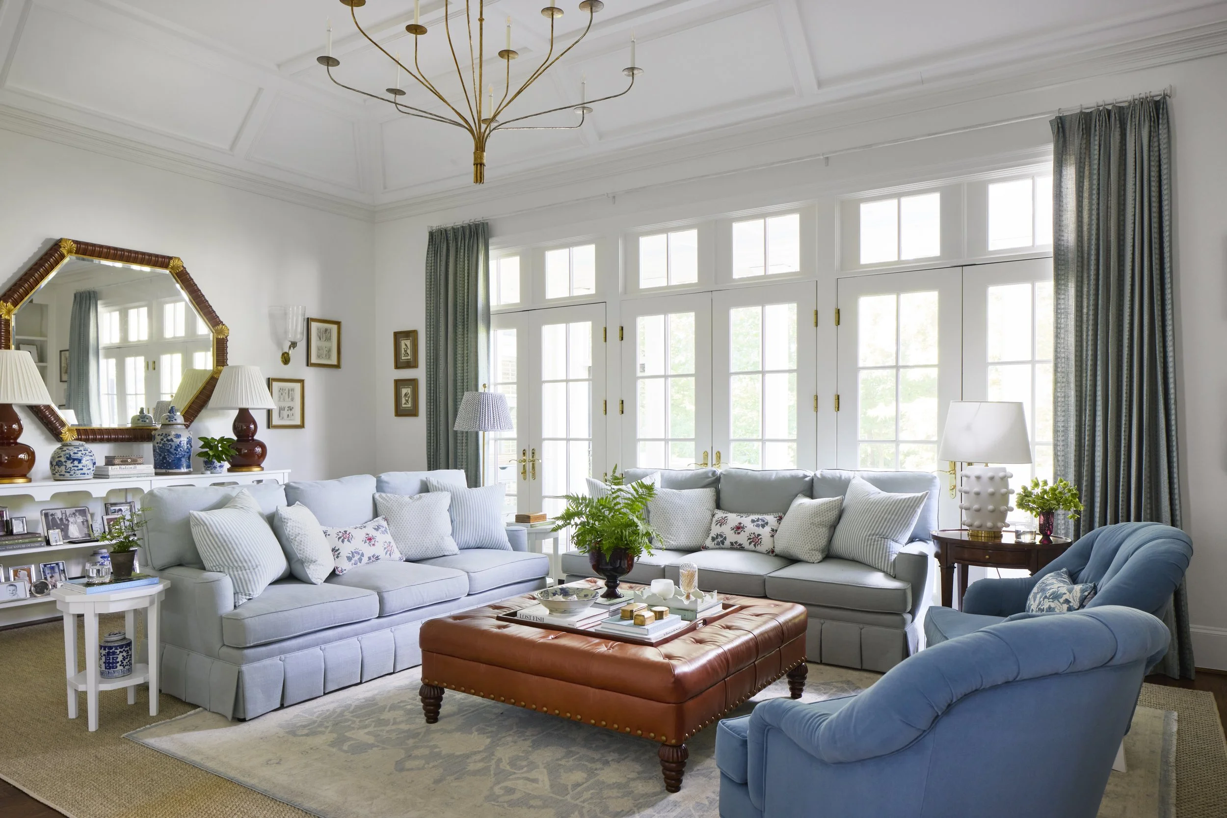 13_Ashley Hanley_Home Sweet Raleigh_Family Room.jpeg