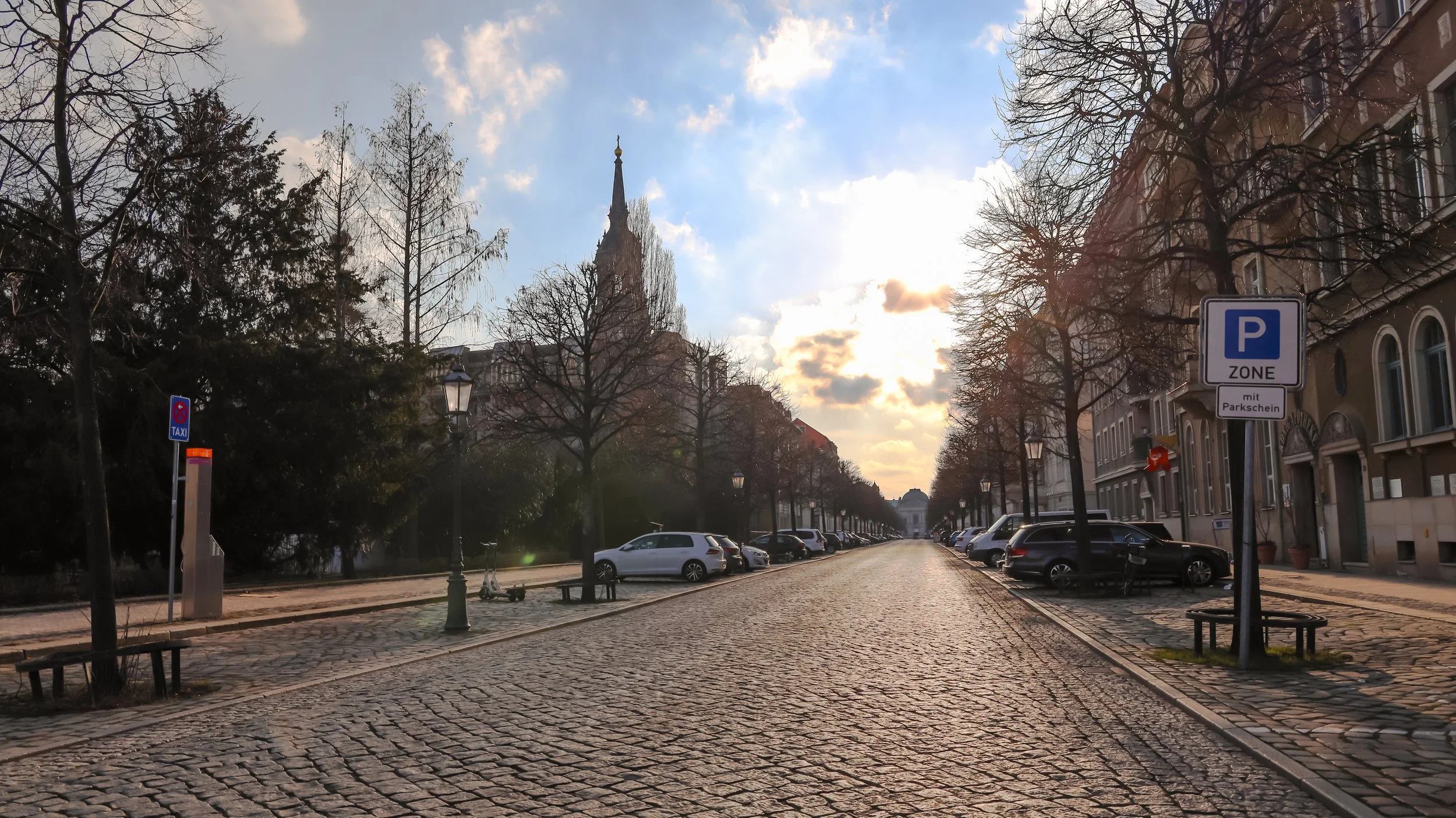 LEX_3077-Edit.jpg