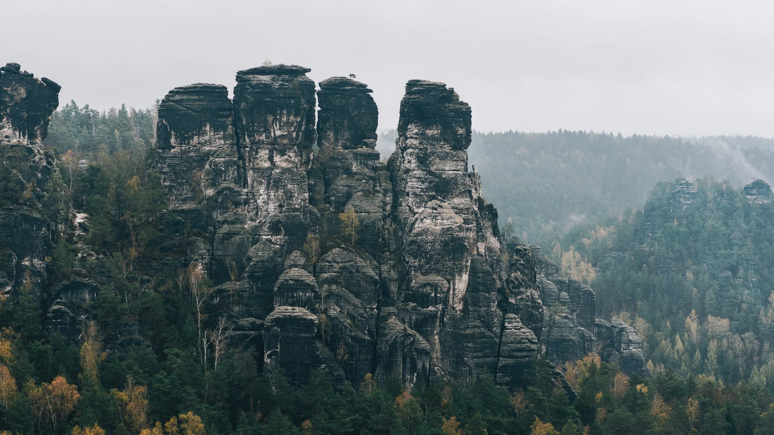 rocky-limestone-mountain-peaks-scenery-in-autumn-s-2021-08-30-02-30-49-utc.jpg