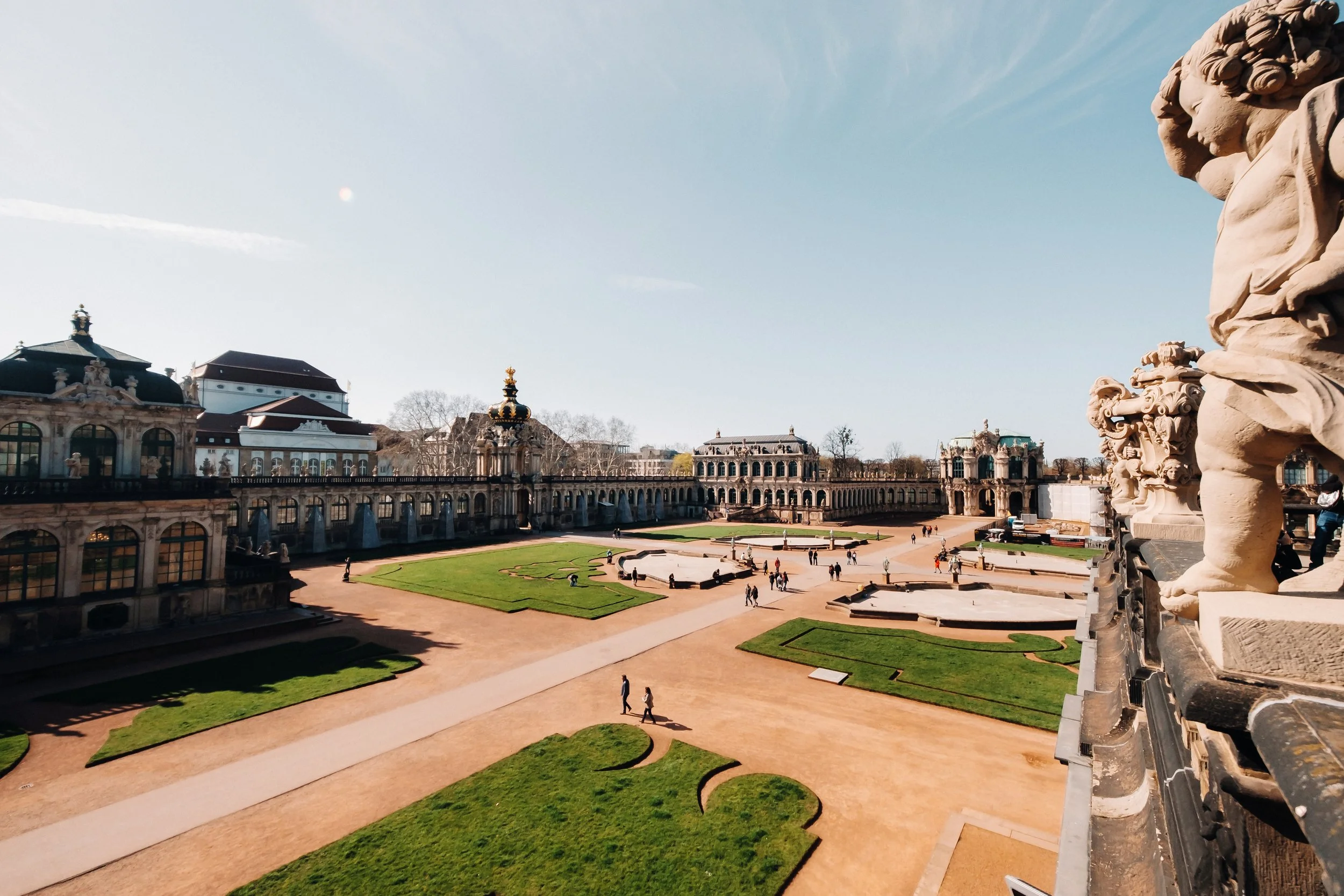 dresden-tourists-in-zwinger-dresden-dresden-hist-2021-08-30-00-54-33-utc (1).JPG