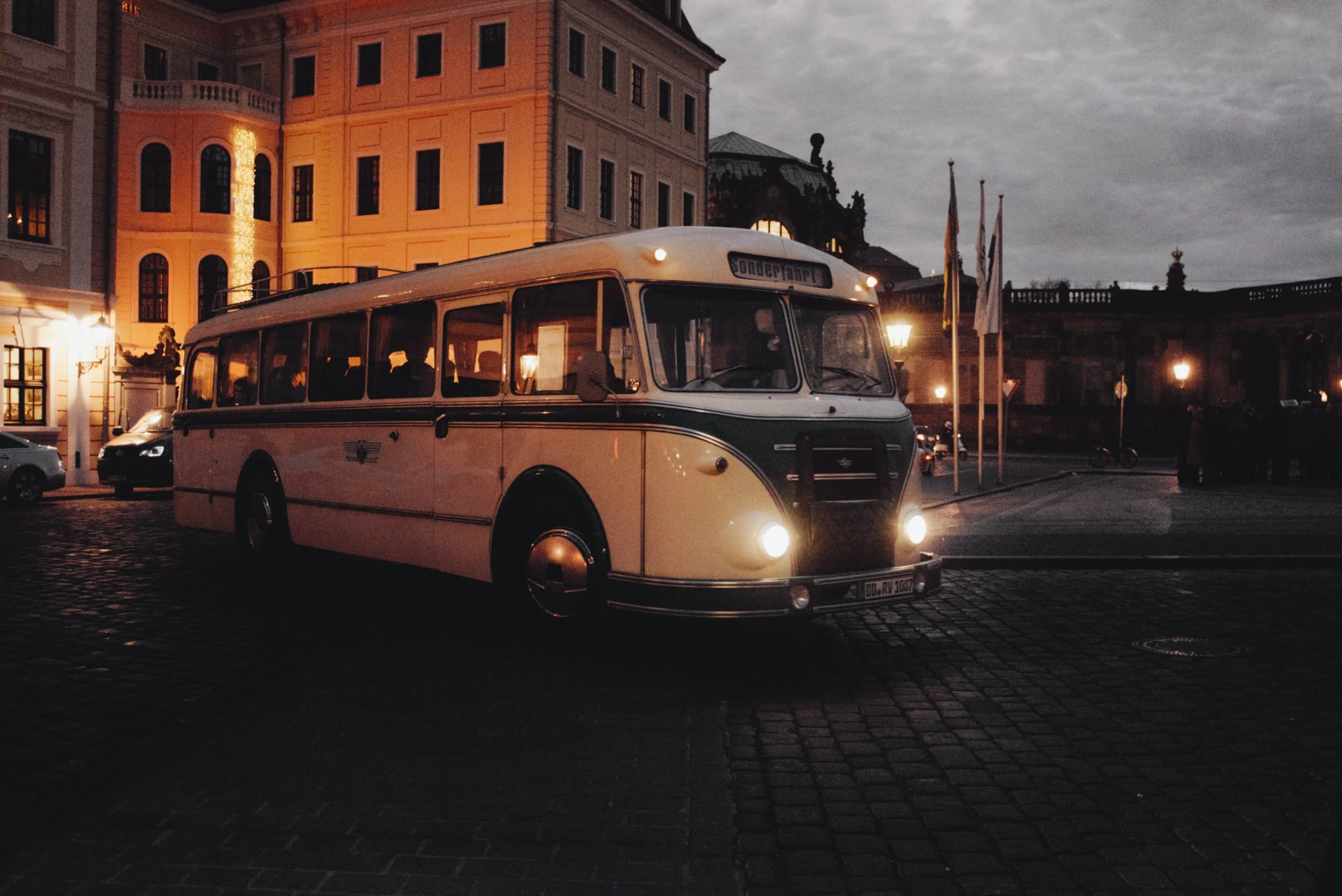 vladislav-klapin-7F_Gq659lho-unsplash.jpg
