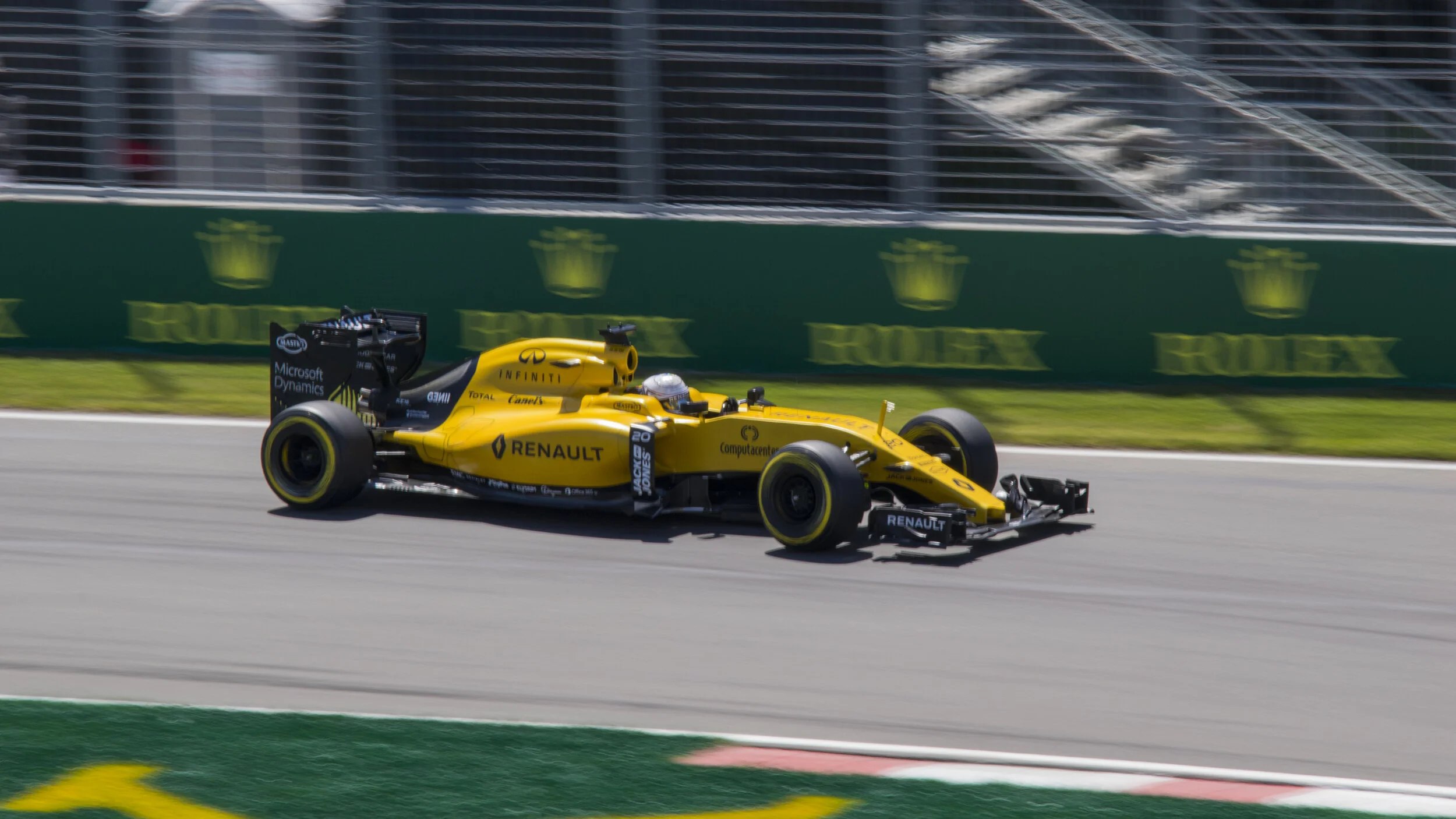 Kevin Magnussen, Renault R.S.16, Montreal 2016