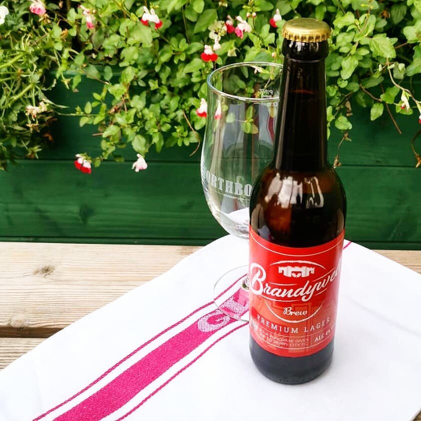 We're now stocking four Northbound beers, their Brandywell Brew premium larger goes perfectly with our branding and with a flat iron toastie 😍

Open today till 10pm, it's a beautiful day, make the most of it in our socially distanced beer garden!

#