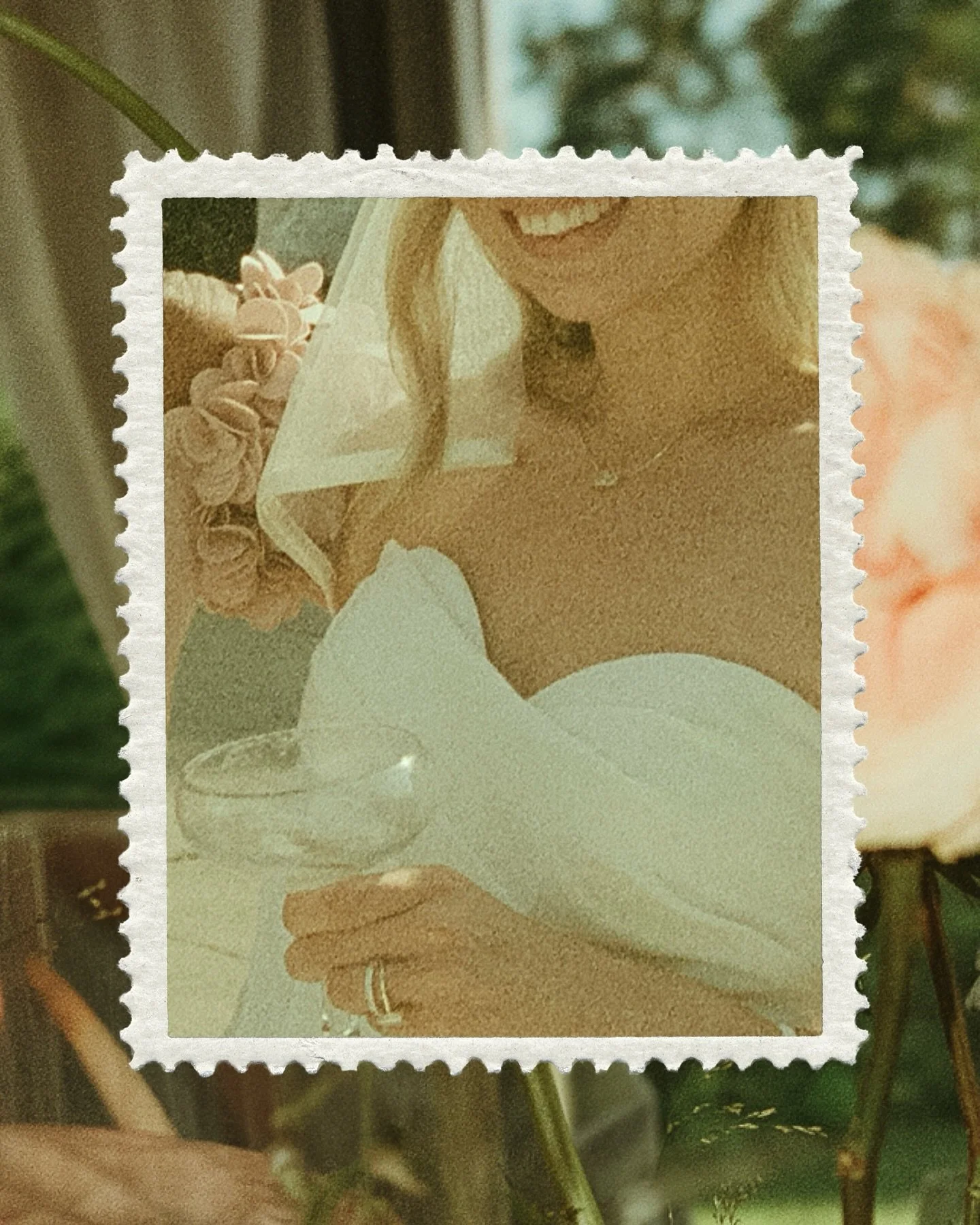 One of my child hood besties on her wedding day on my 35 mm film camera 🎞️ from a guests (my) perspective 💕