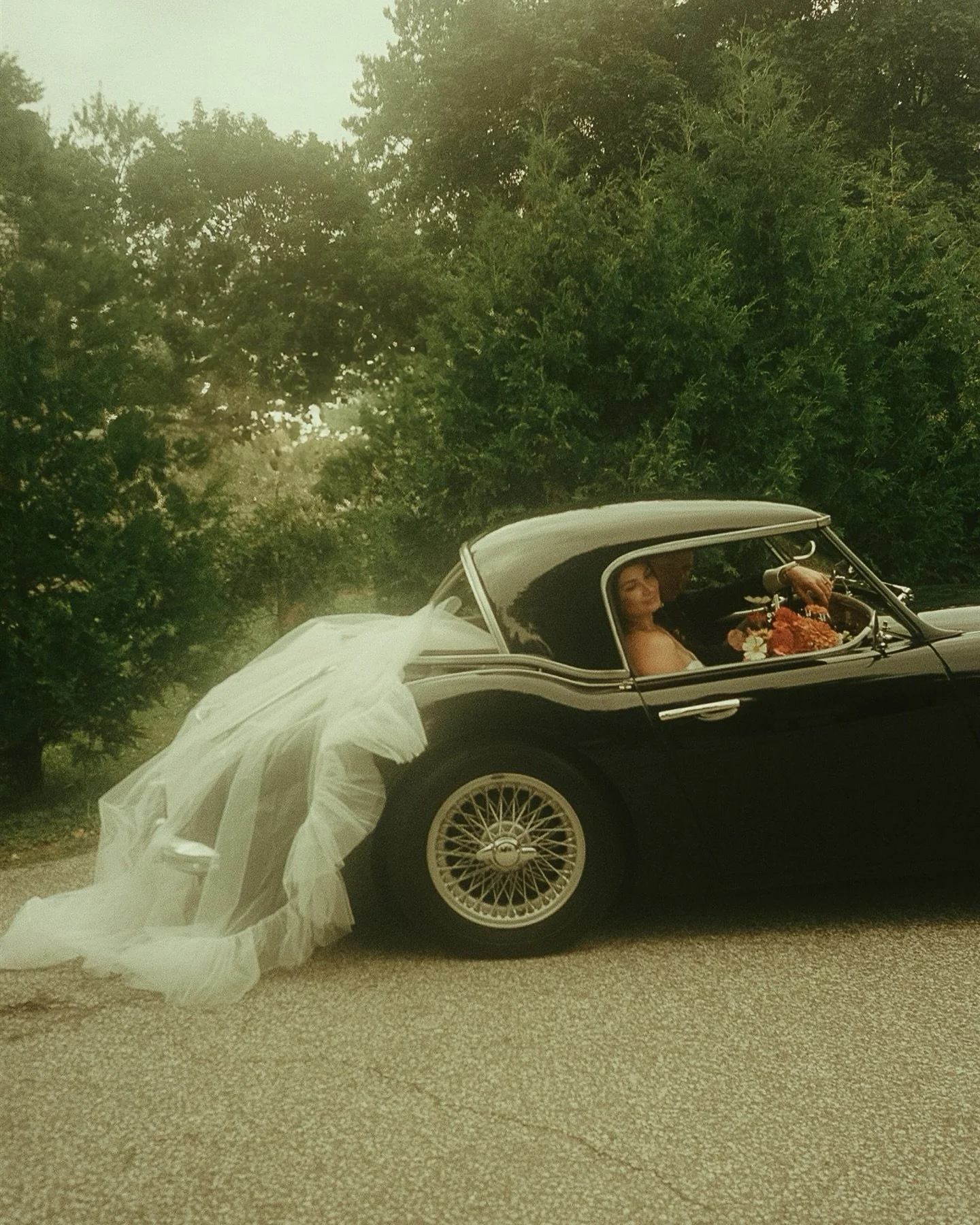 35mm film scans 🎞️ from a wedding day inside a funeral home&hellip; iconic doesn&rsquo;t even begin to cover it.

Would you call this hauntingly beautiful or just bold? 👇🏻

Would you get married here or is this a hard pass? 👀⚡️

Keywords: iconic 