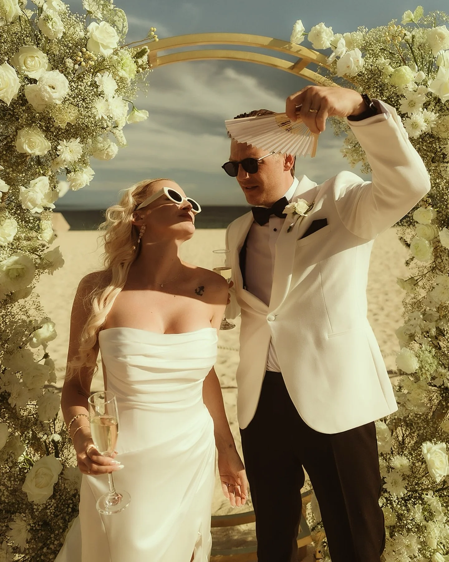 Everything Hali and Matt&rsquo;s Wedding,  Hallelujah..

Cabo, one week later and I still haven&rsquo;t come down from it 🌴✨

Blue skies, ocean waves, sandy toes and a whole week that felt surreal. From a catamaran welcome party (photos to come)  to