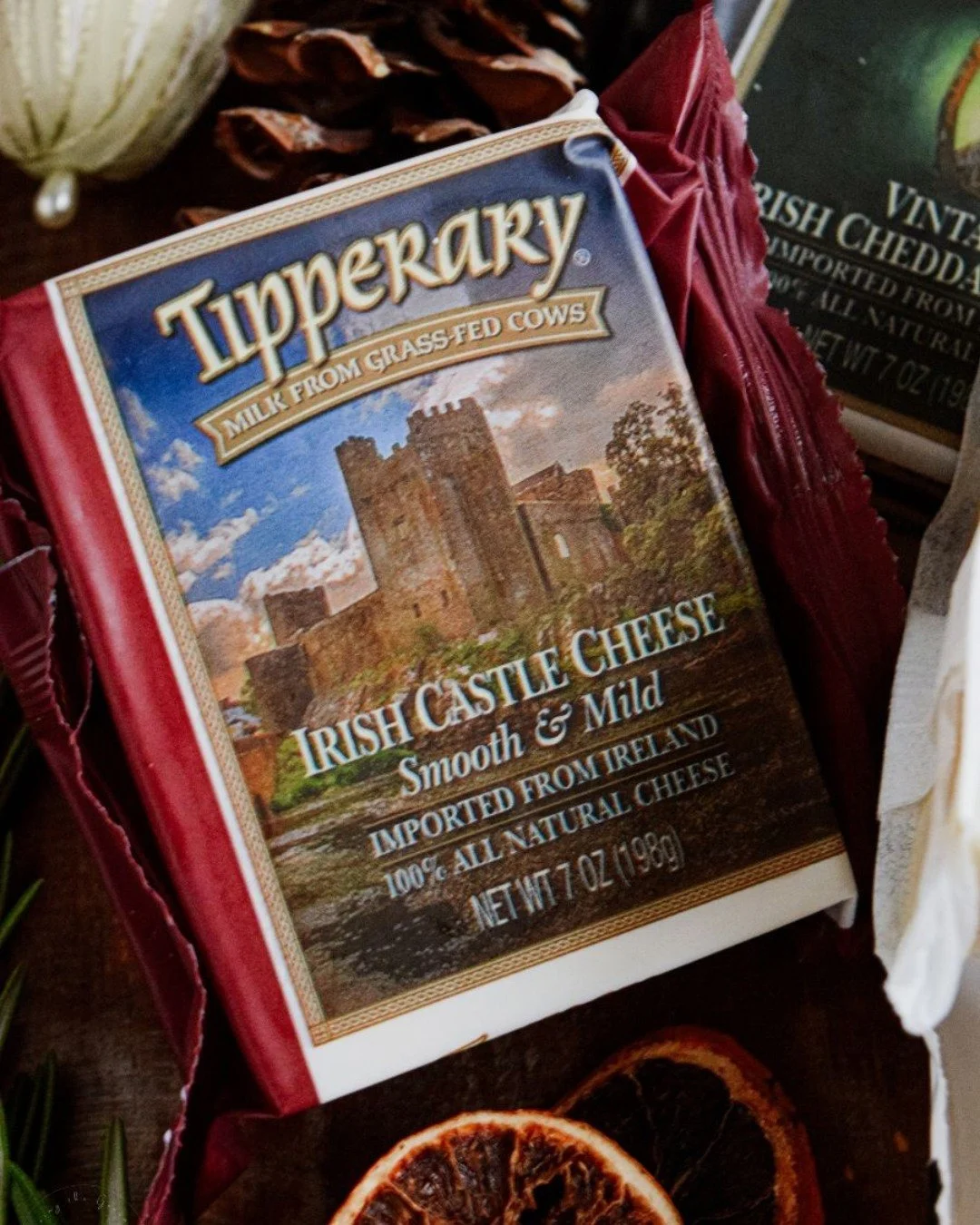 Happy National Cheese Lovers Day! 🧀  Celebrate today with our Tipperary Irish Castle.  This smooth and mild cheddar is extremely versatile in the kitchen. Enjoy it on its own or in your favorite recipe.

#abbeyspecialty #TasteOfIreland #BetterWithTi