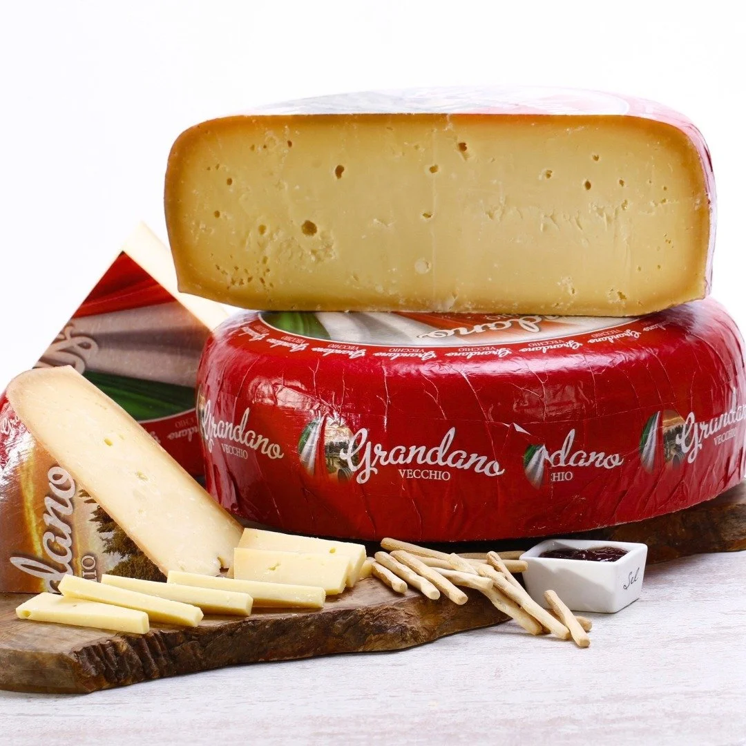 Aged over 10 months, Grandano Vecchio is an unforgettable Dutch Gouda with a Parmesan flavor. Enjoy this cheese on its own or on a sandwich! 

#abbeyspecialty #grandanovecchio #cheese #holland