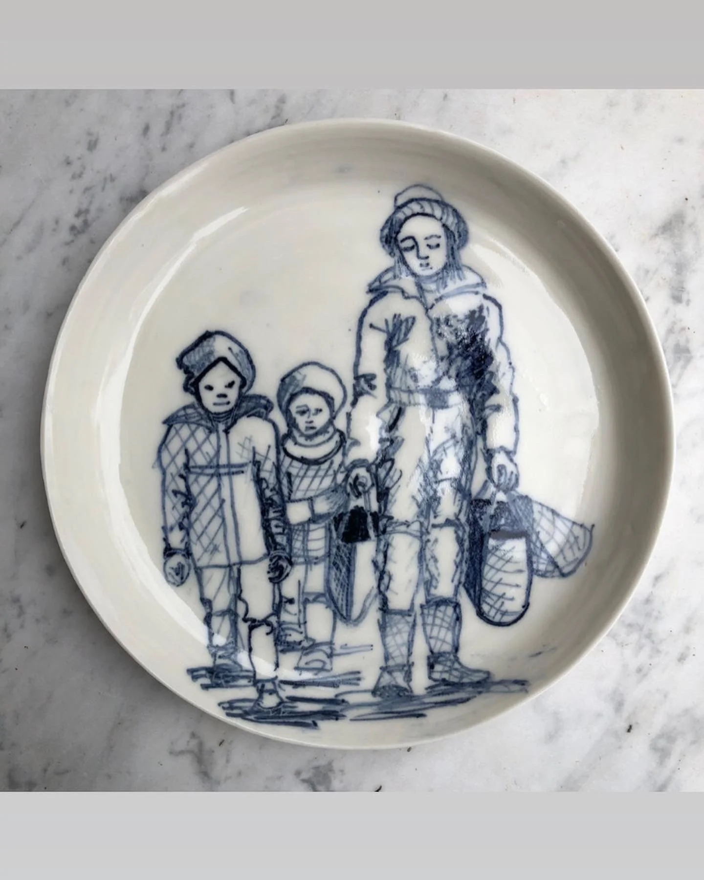 Refugee plate installation