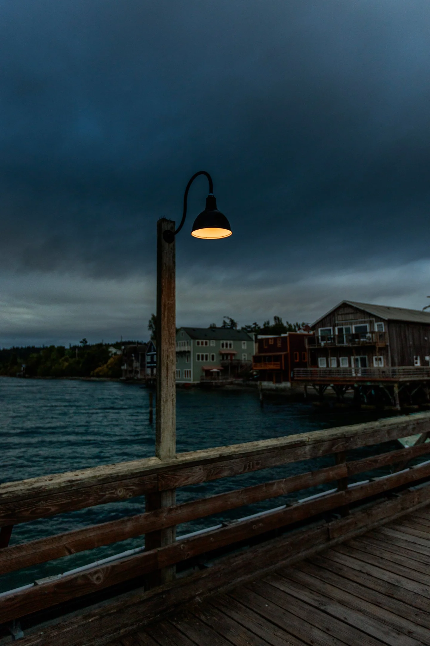 Coupeville Wharf Light.jpg