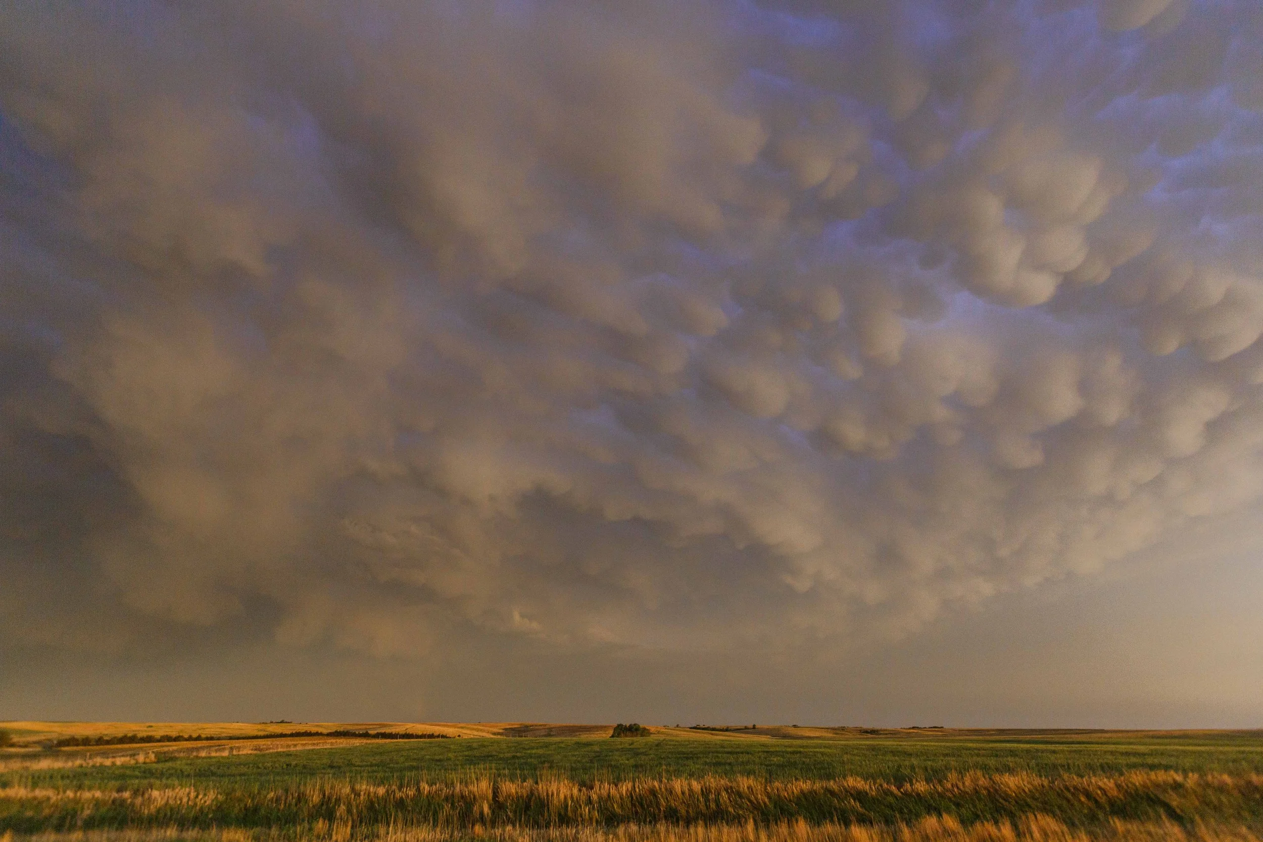 Mammatus Clouds in Kansas websize.jpg