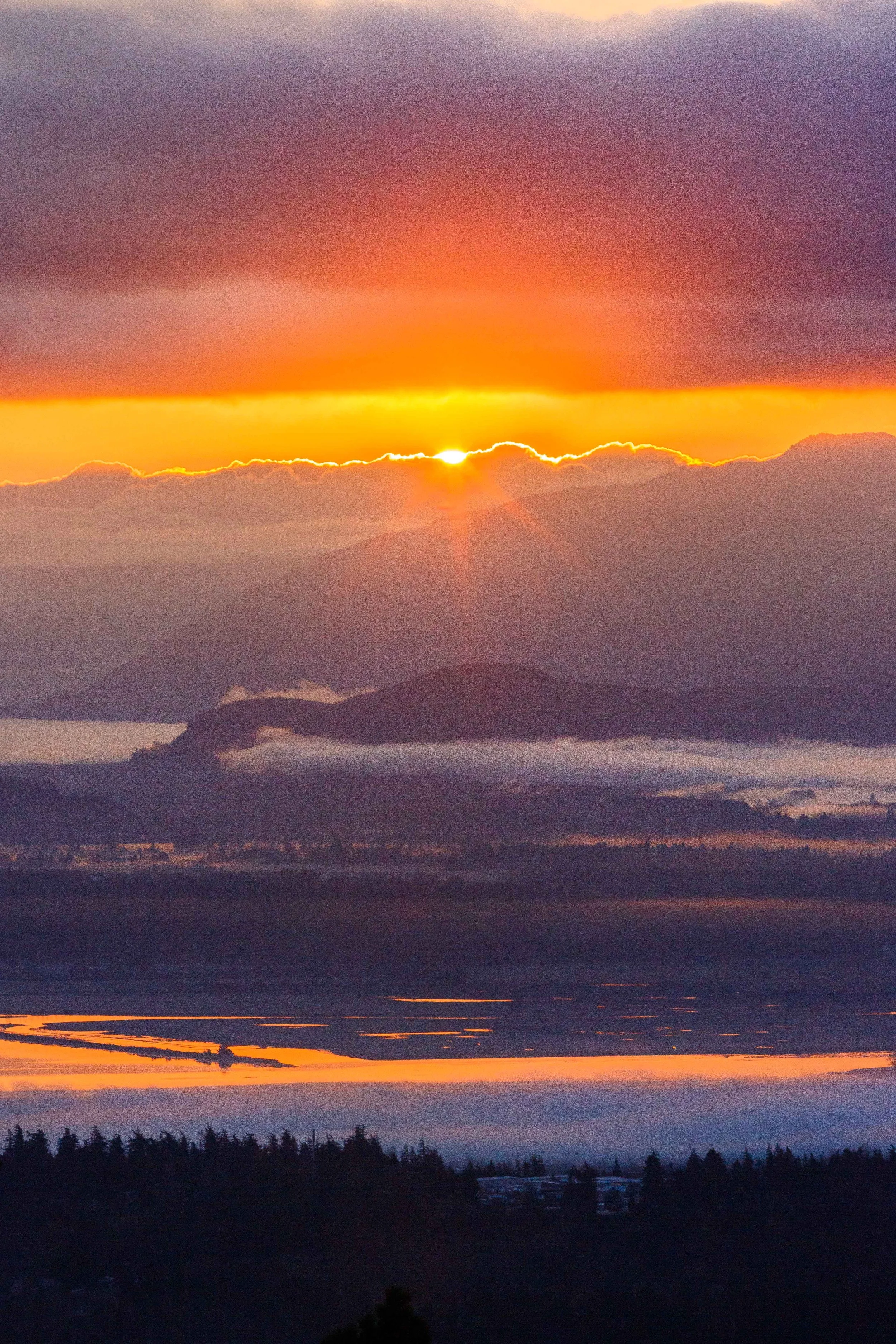 Sunrise from Mount Erie websize.jpg