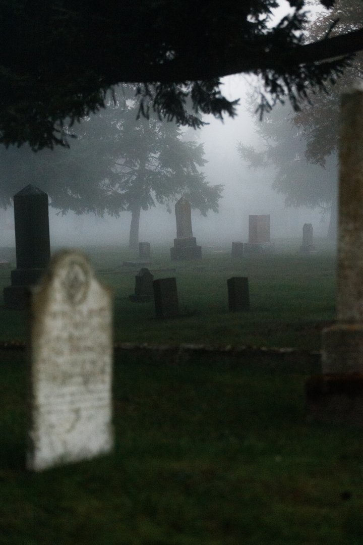 Sunnyside Cemetary.jpg