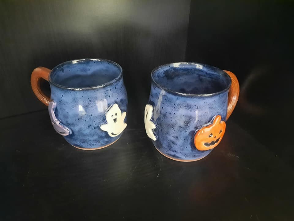 02_Halloween_Mugs.JPG