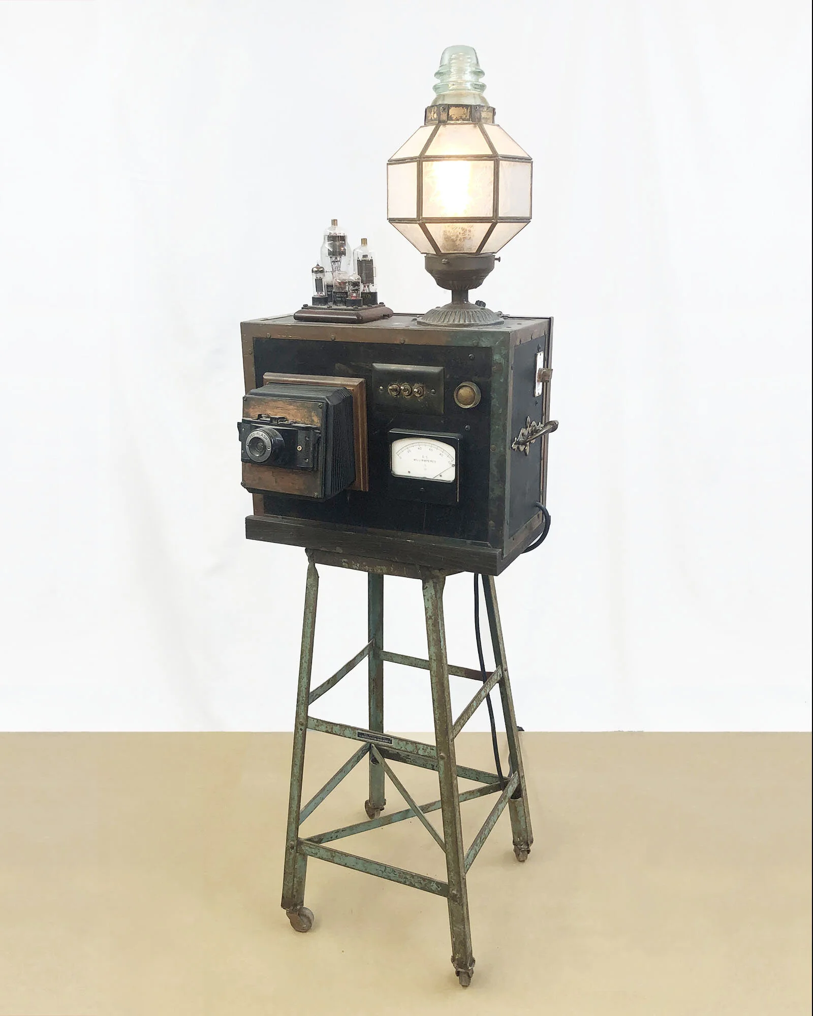 Magic Camera Box.jpg