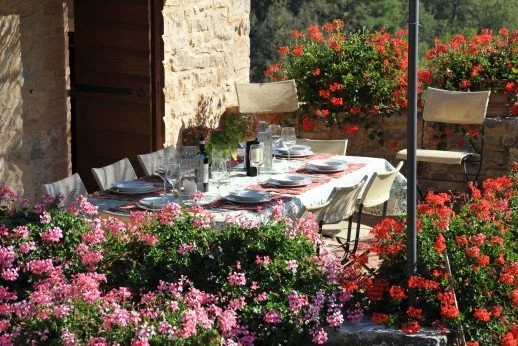 front terrace table.jpg