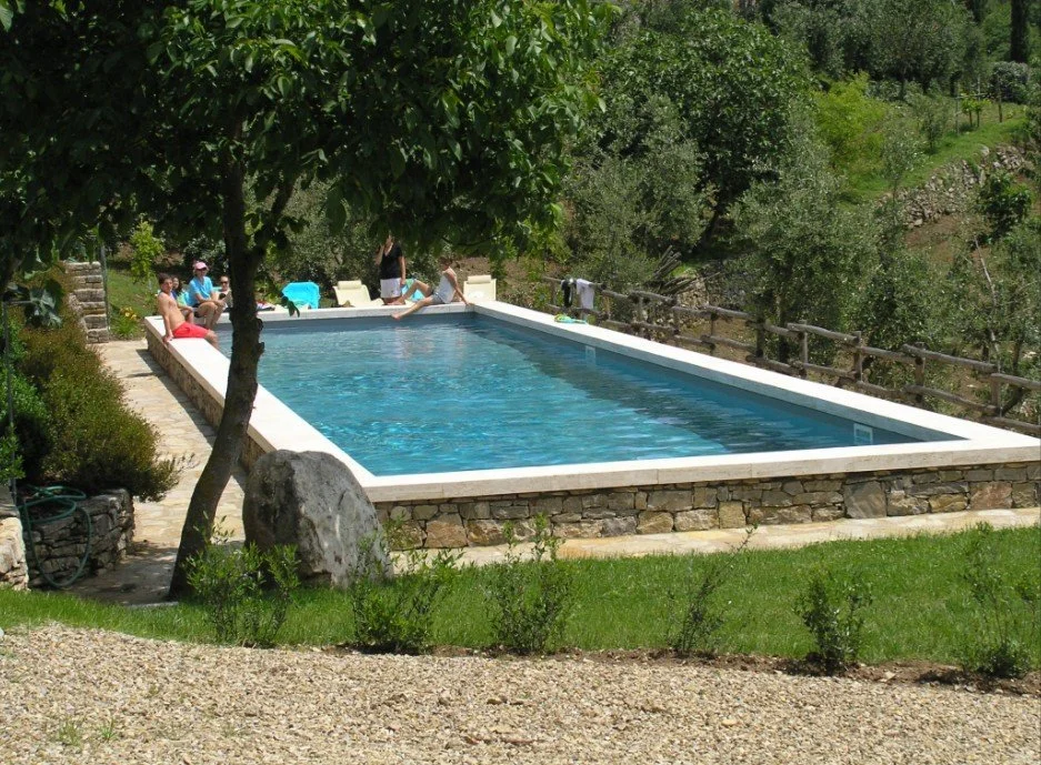 pool.jpg
