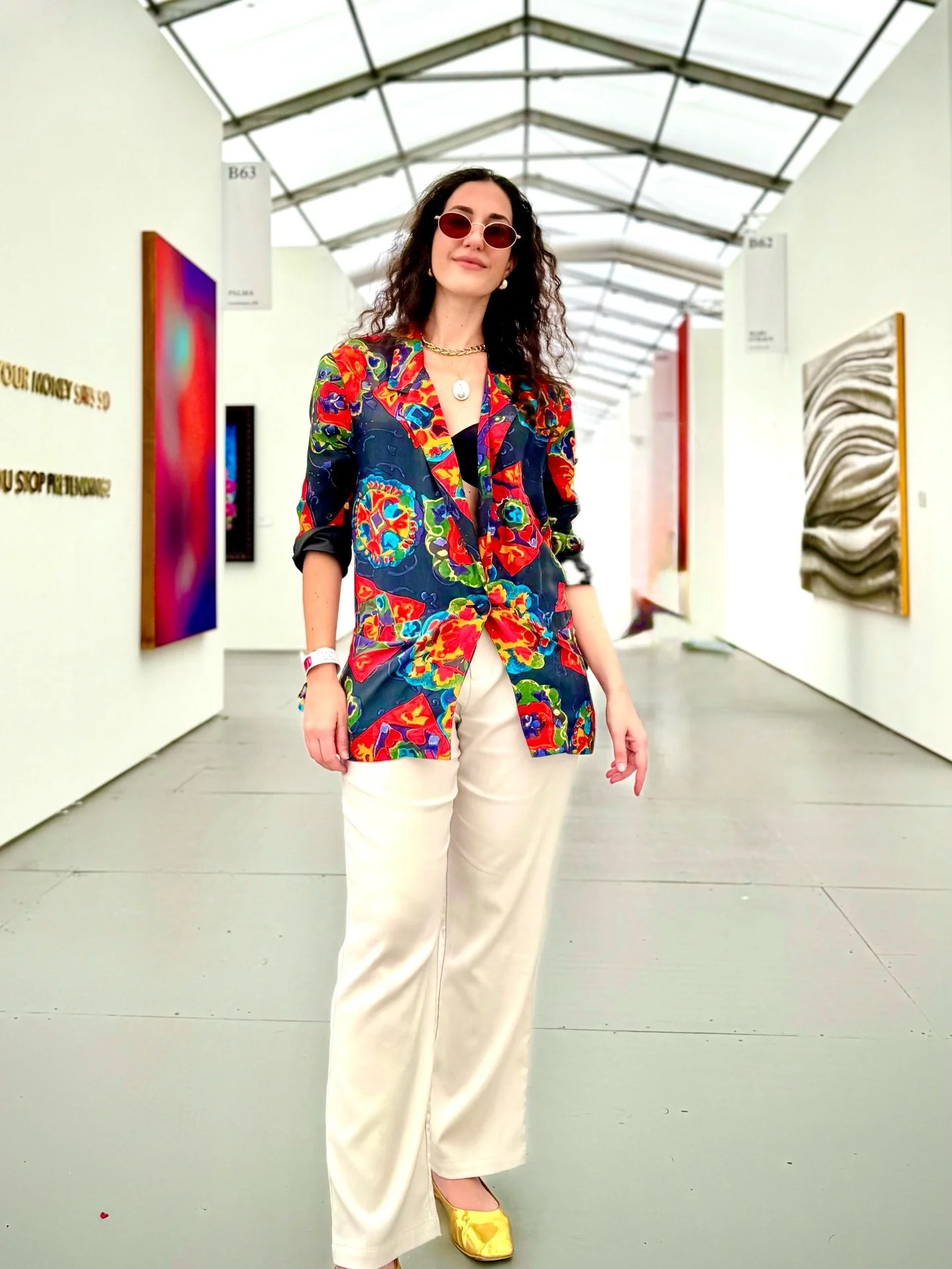 Art Basel was fun! @parlor.social.club brought me to @untitledartfairs , @reddotmiami , @spectrummiami , @fusionfashionevents shows, @partnyc @thebravenewearth at @ritzcarltonsouthbeach , @perezartmuseum and so much more. I just wish I had more time 