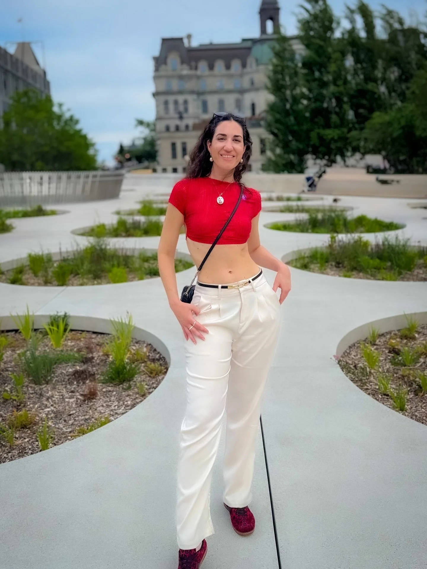 Canada 🍁 Part 2: Montreal, Quebec City, a very pink dessert shop, delicious food, and hair mishaps at the waterfall