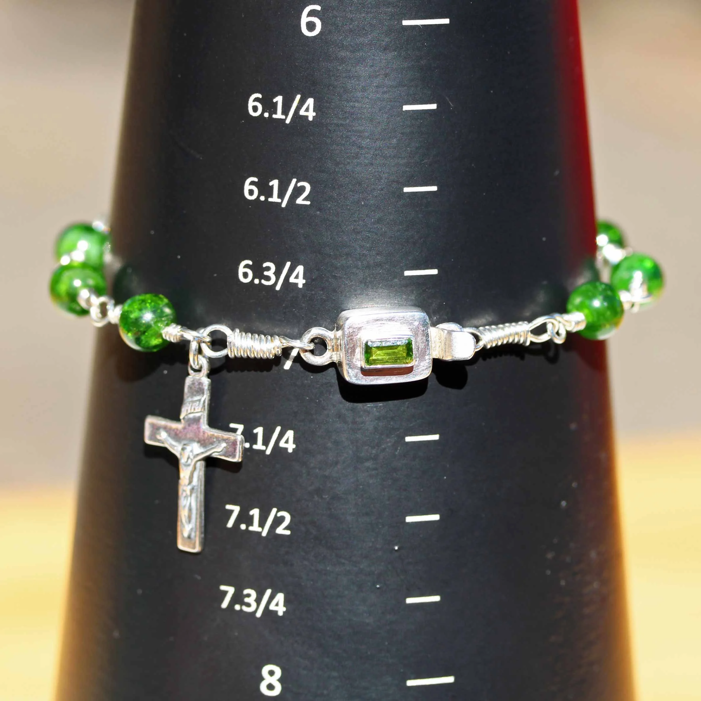Brace_det_051_chrome_diopside_square6.jpg