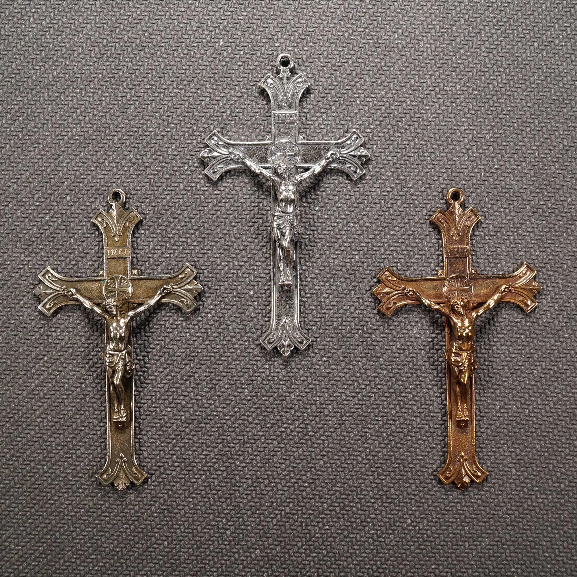 Art Nouveau Fleur de Lys Crucifix