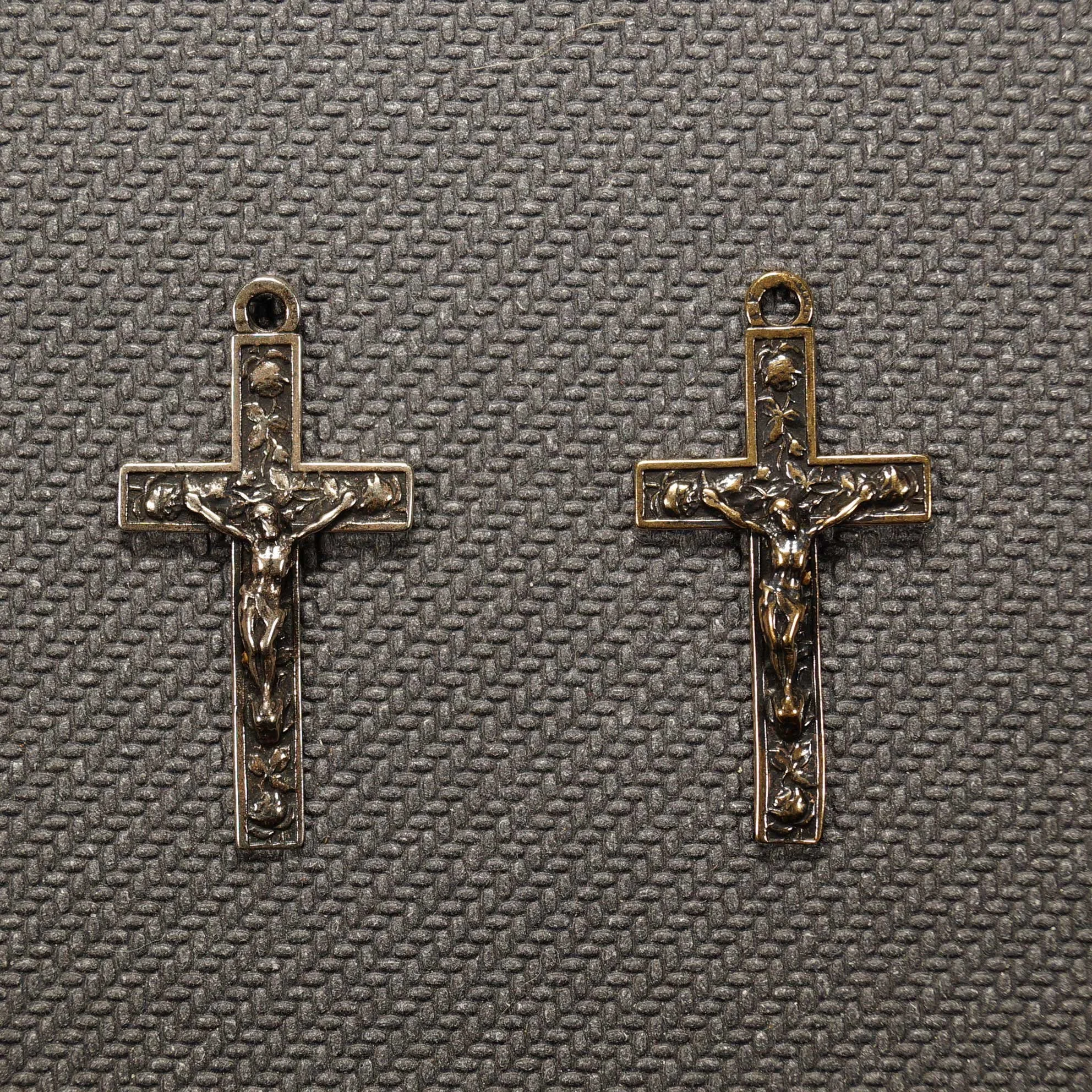 Small Wild Roses Crucifix