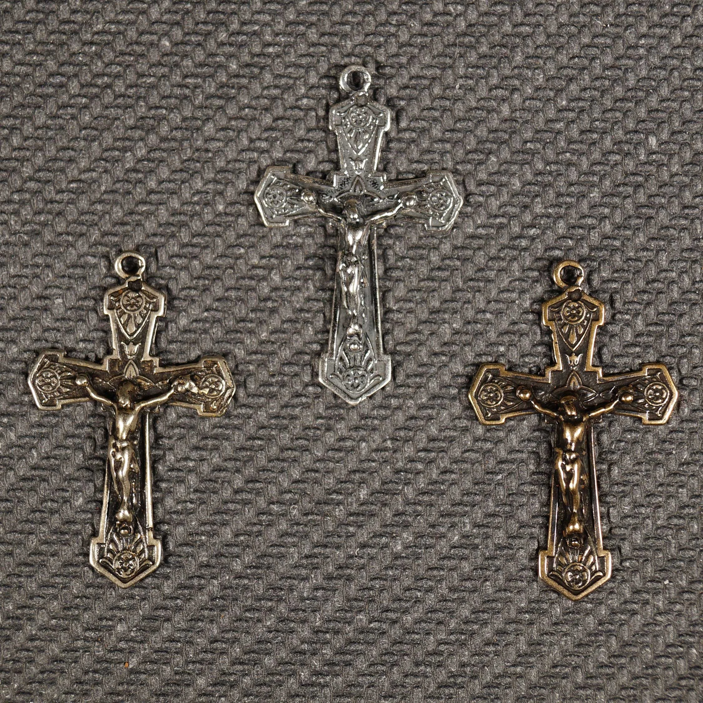 Accent Nouveau Shield Crucifix
