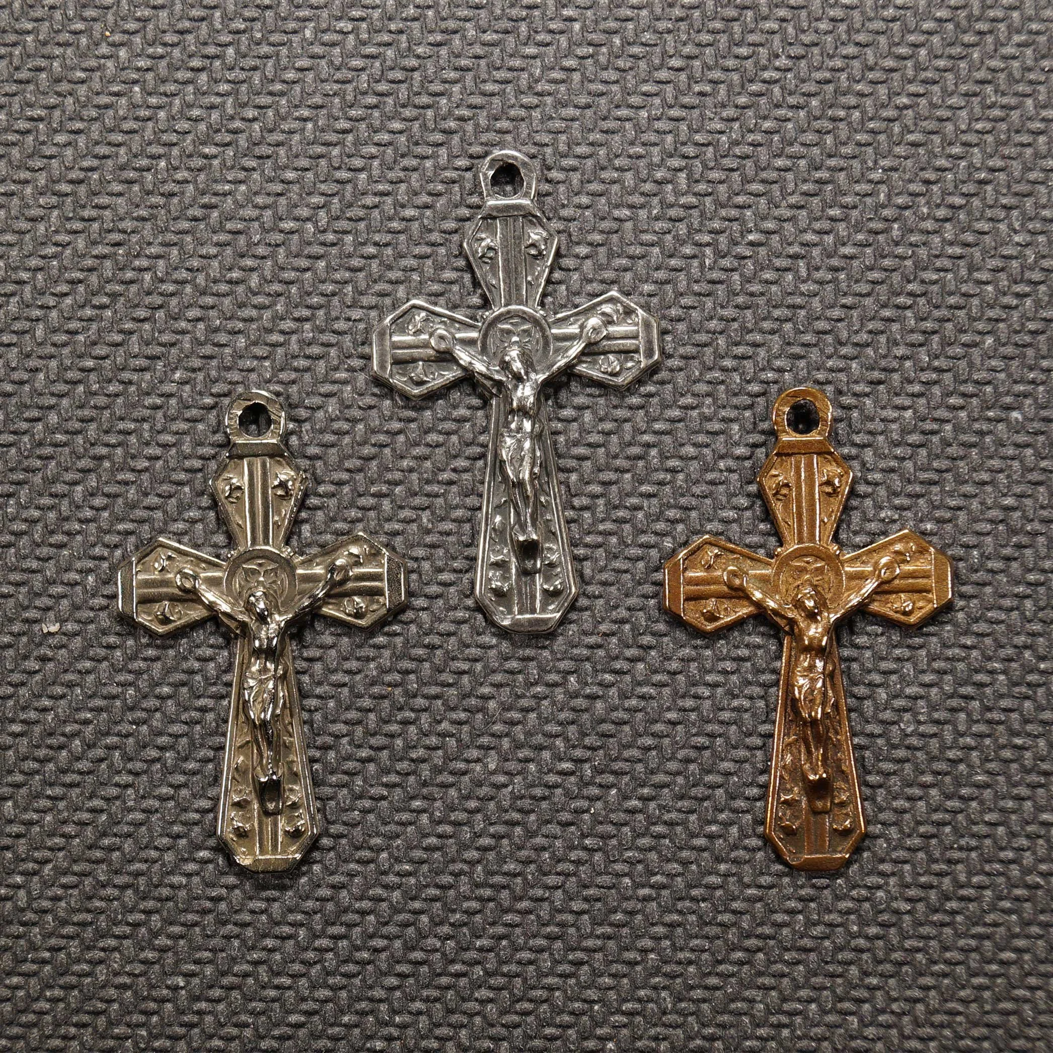 Art Deco Rose Bower Crucifix