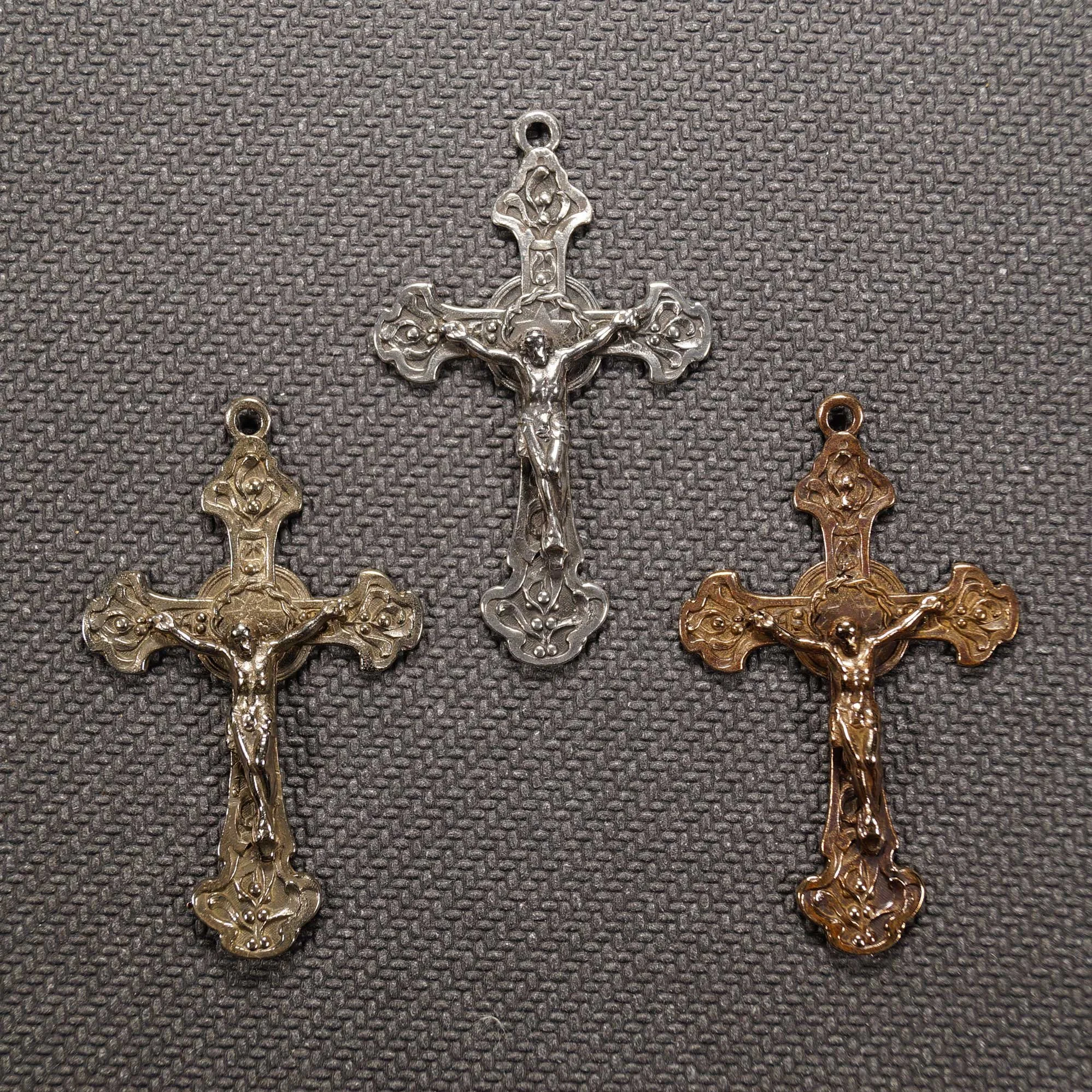 Large Mistletoe Crucifix